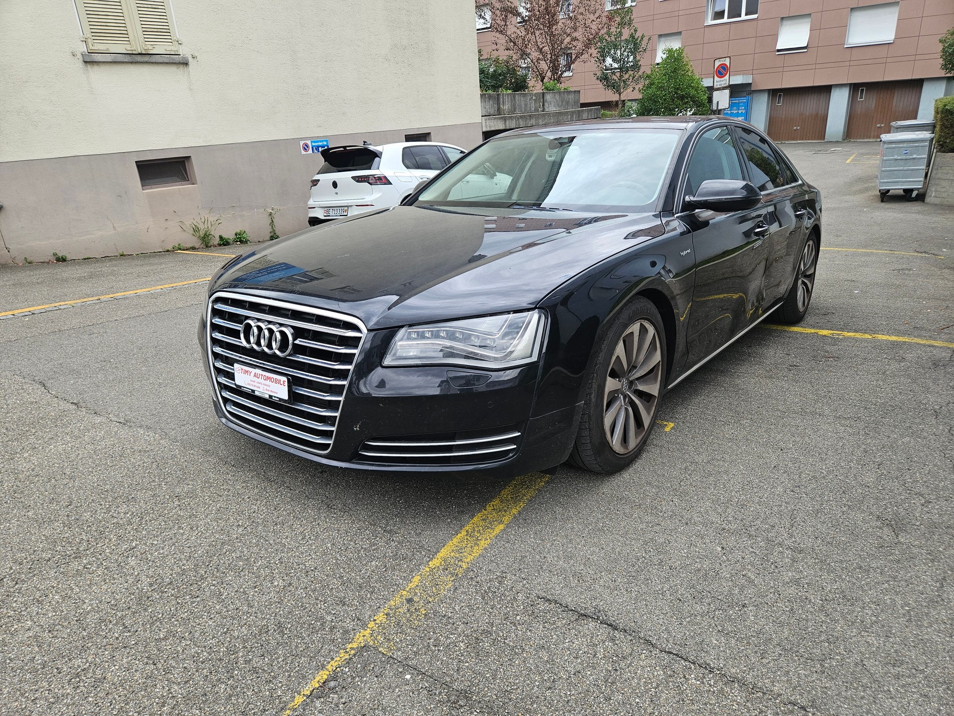 AUDI A8 2.0 TFSI hybrid tiptronic-image-1