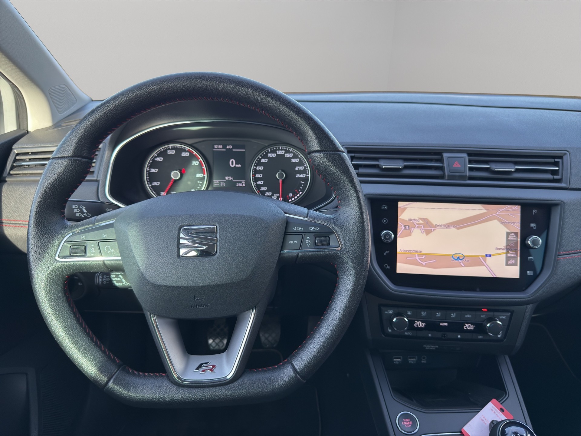 SEAT Ibiza 1.0 TGI CNG Swiss FR-image-15