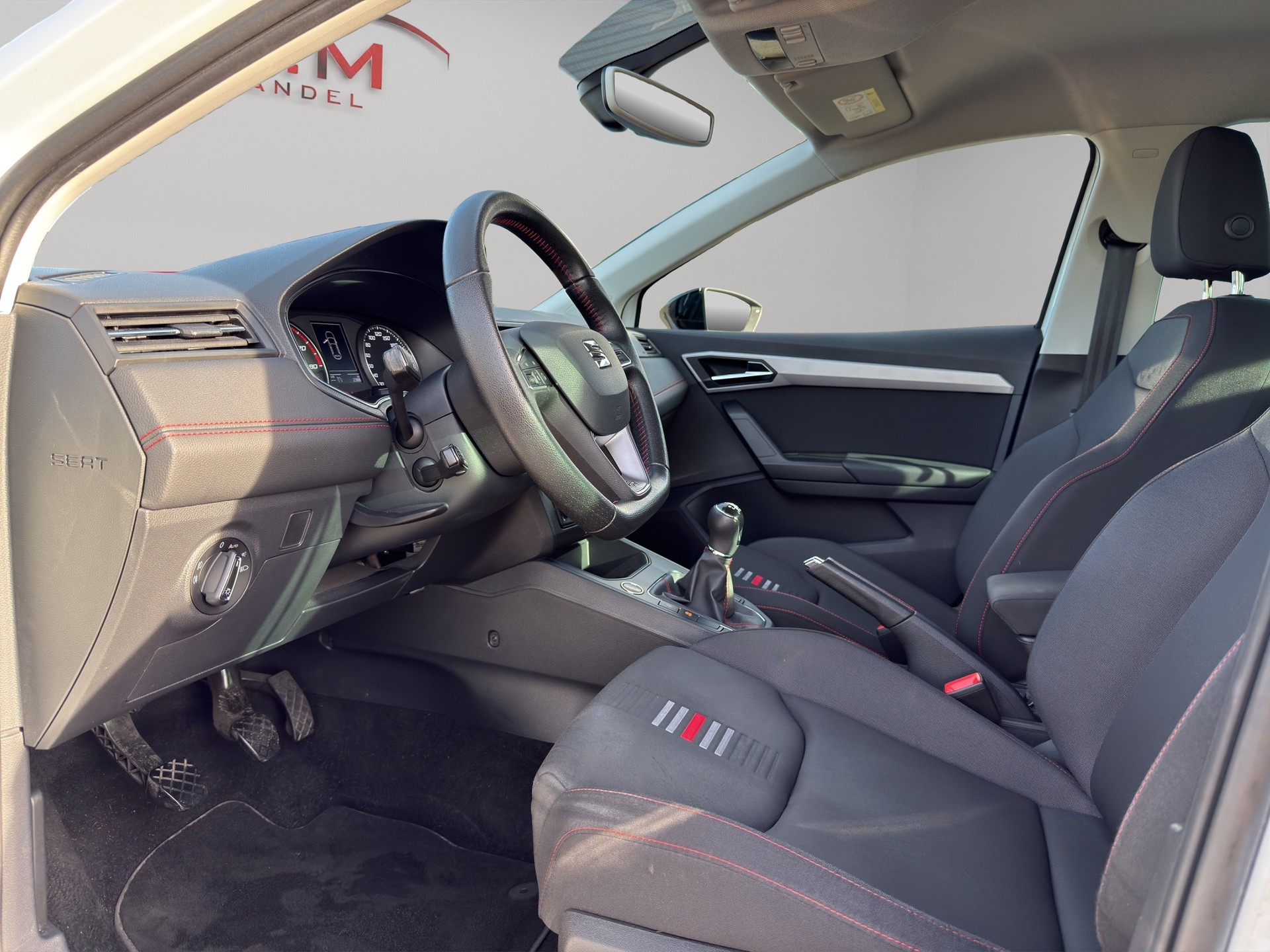 SEAT Ibiza 1.0 TGI CNG Swiss FR-image-14