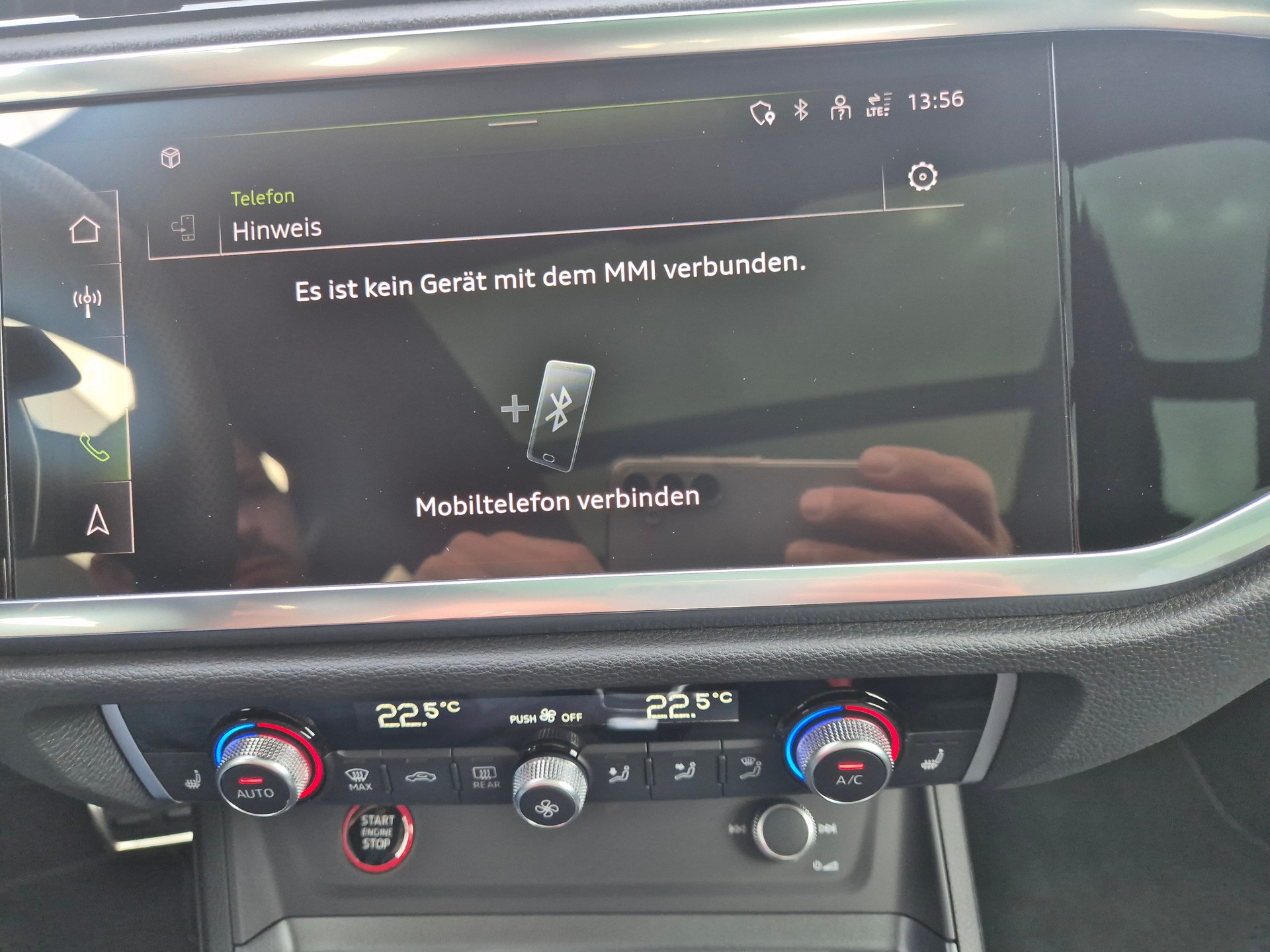 AUDI RS Q3 2.5 TFSI quattro S tronic-image-23