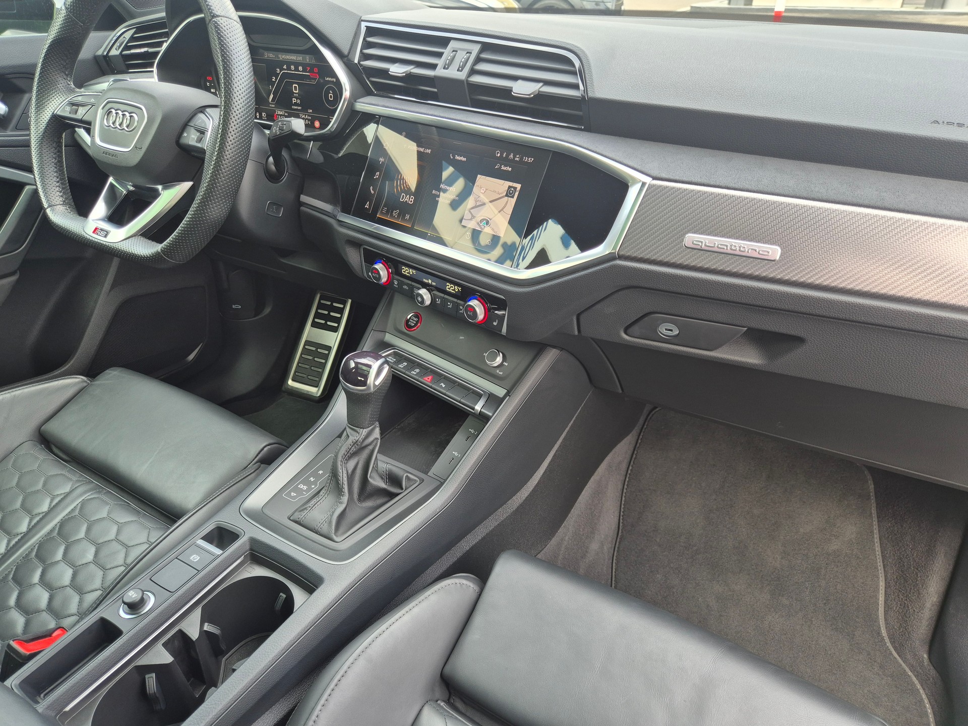 AUDI RS Q3 2.5 TFSI quattro S tronic-image-20