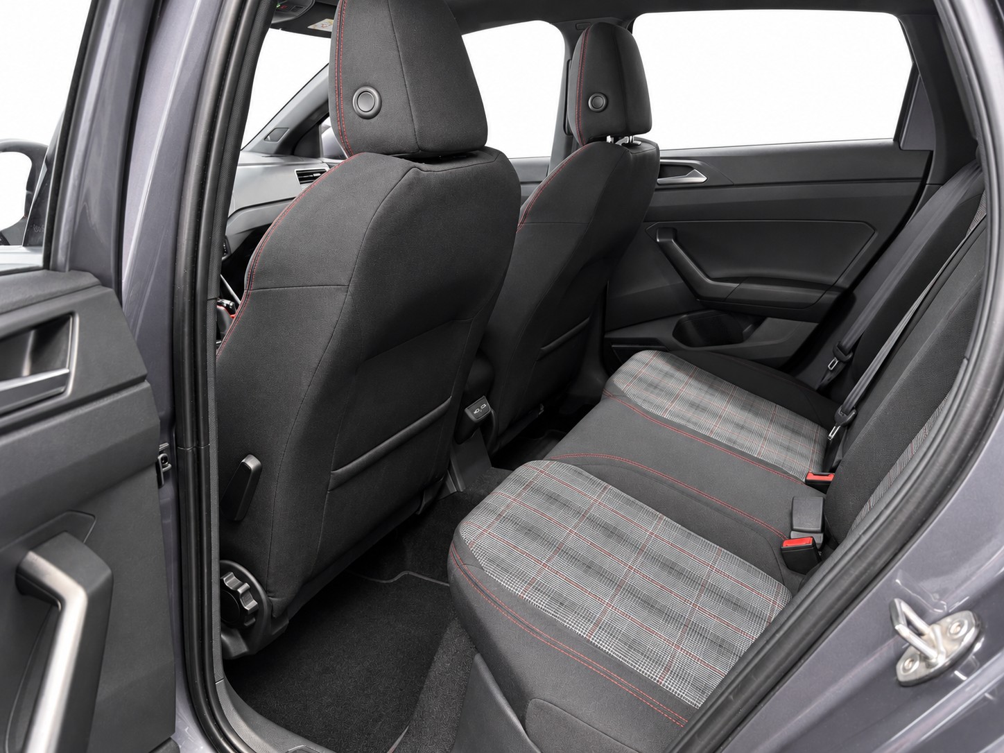 VW Polo 2.0 TSI GTI DSG * Panorama-Glasdach *-image-11