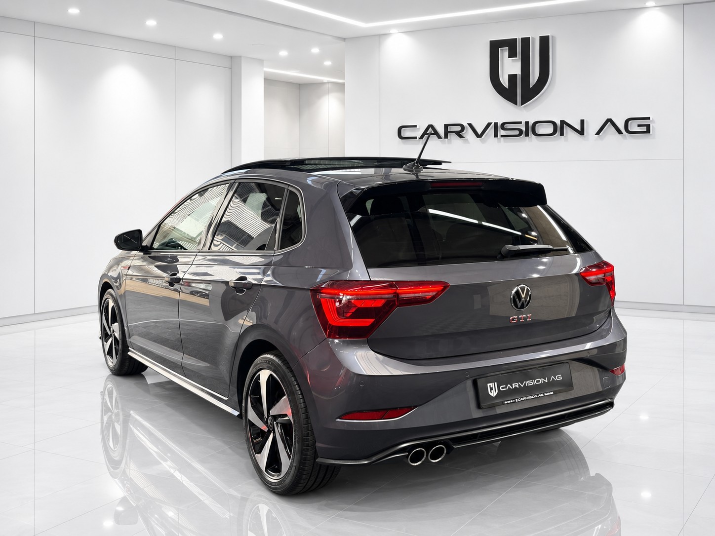 VW Polo 2.0 TSI GTI DSG * Panorama-Glasdach *-image-3