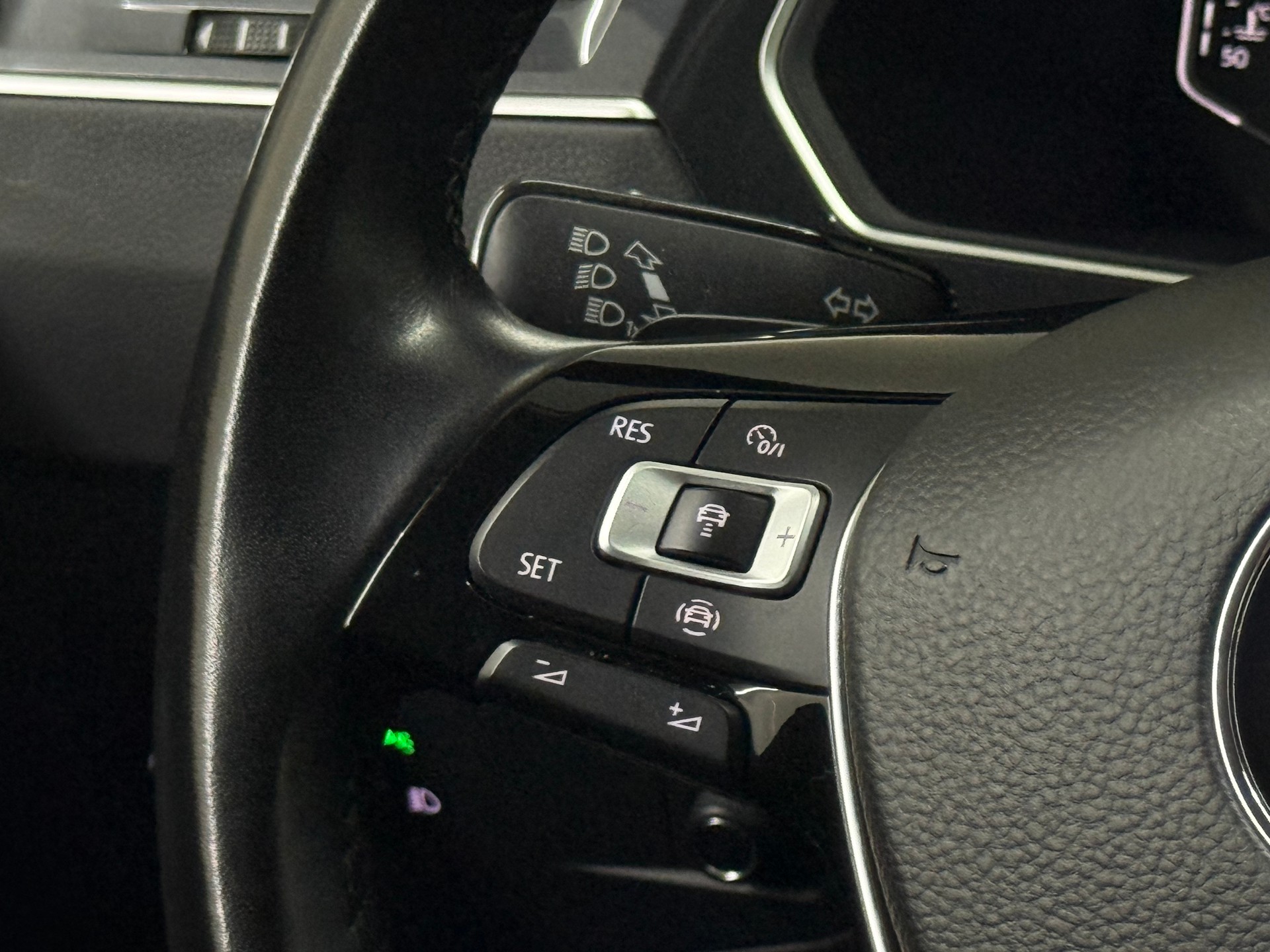 VW Tiguan 2.0TSI Highline 4Motion DSG-image-13