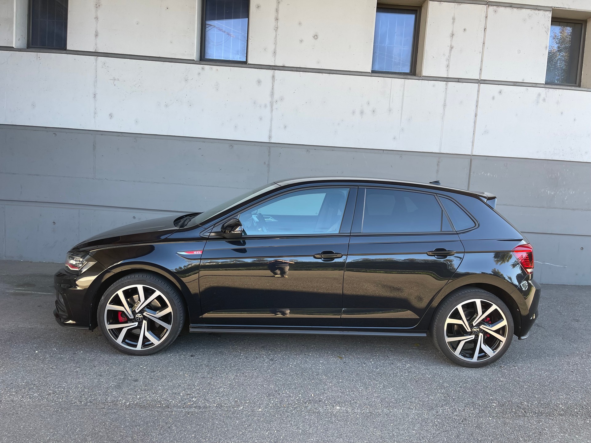 VW Polo 2.0 TSI GTI DSG-image-7