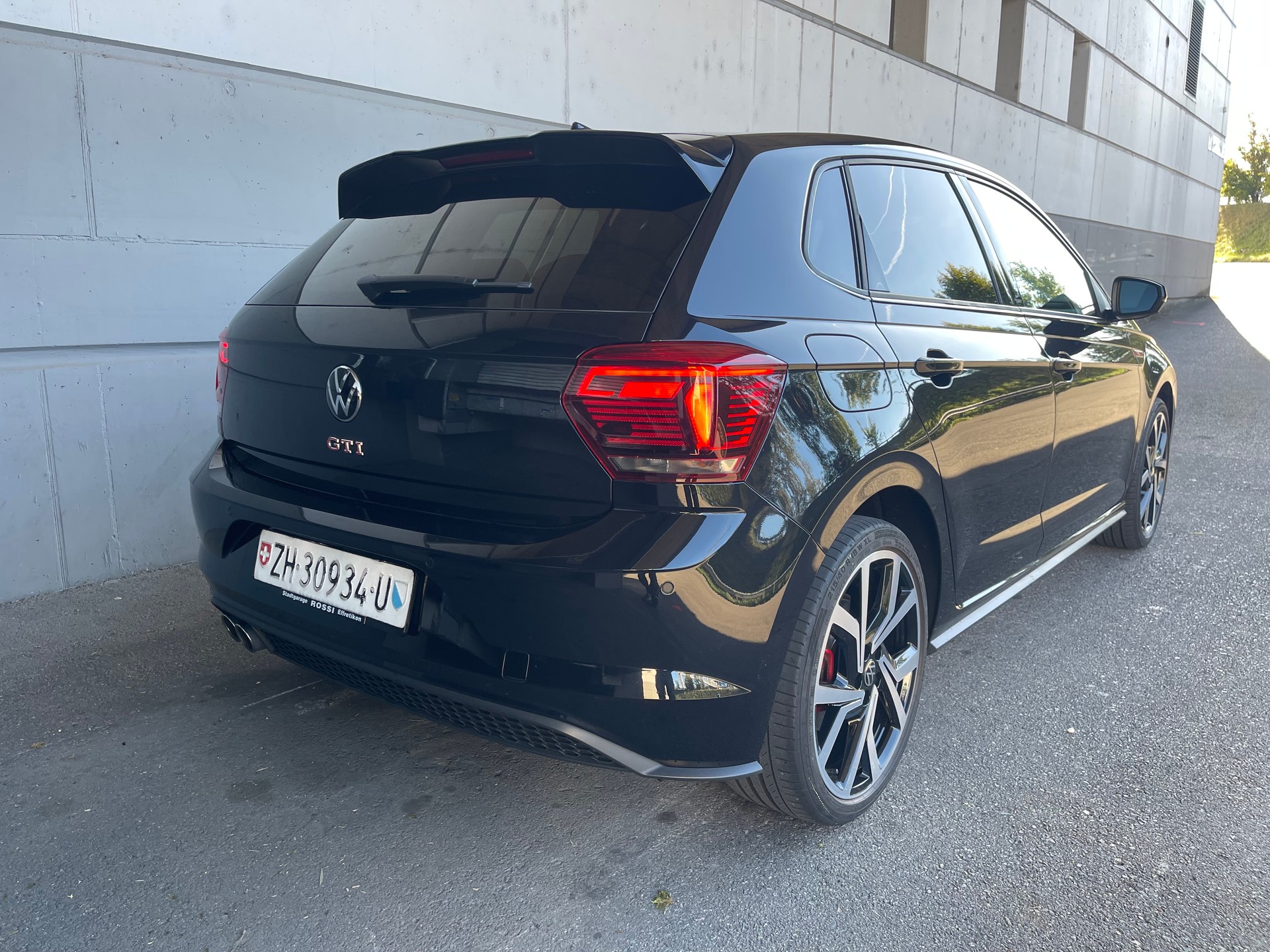 VW Polo 2.0 TSI GTI DSG-image-3