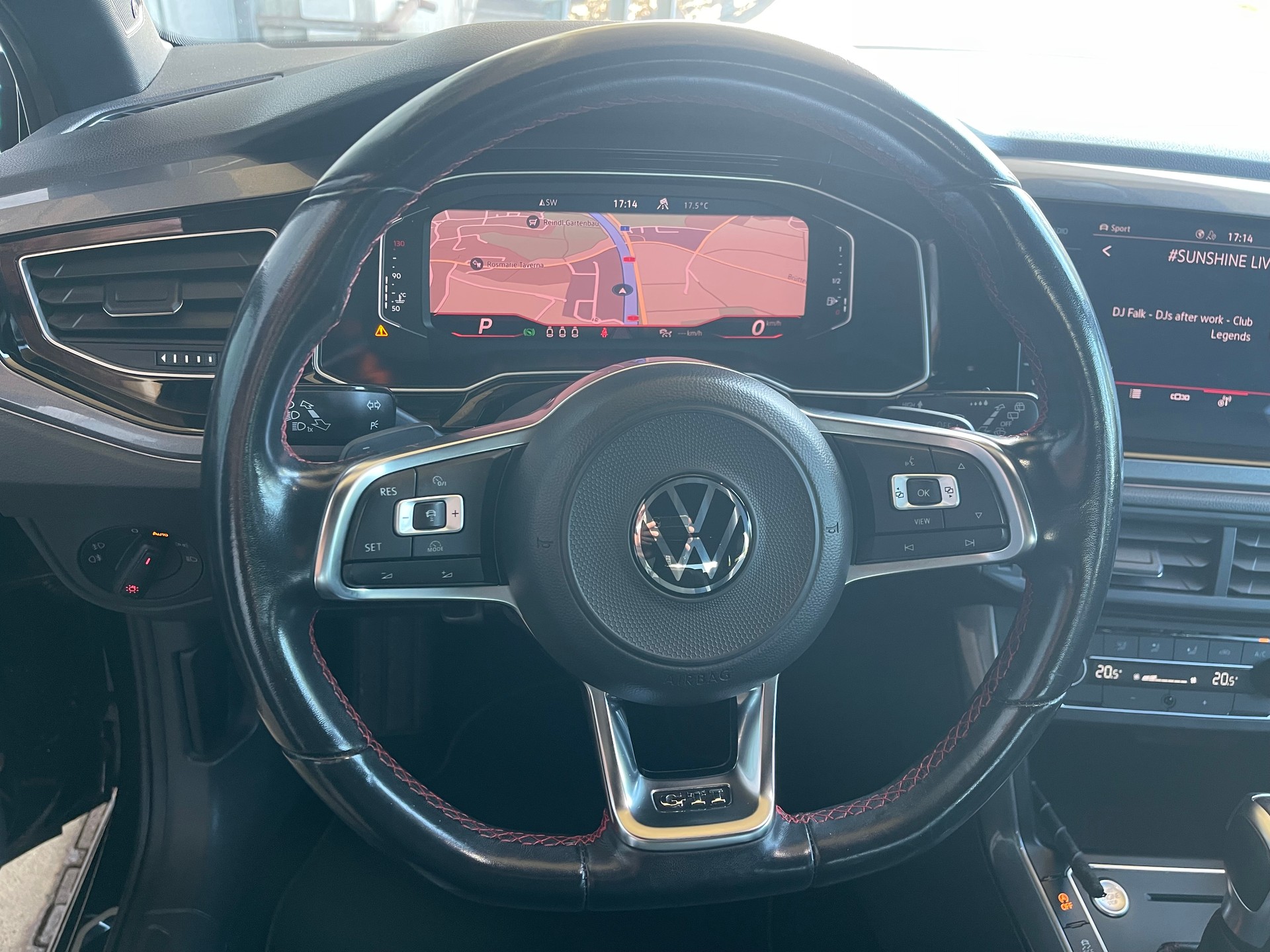 VW Polo 2.0 TSI GTI DSG-image-10