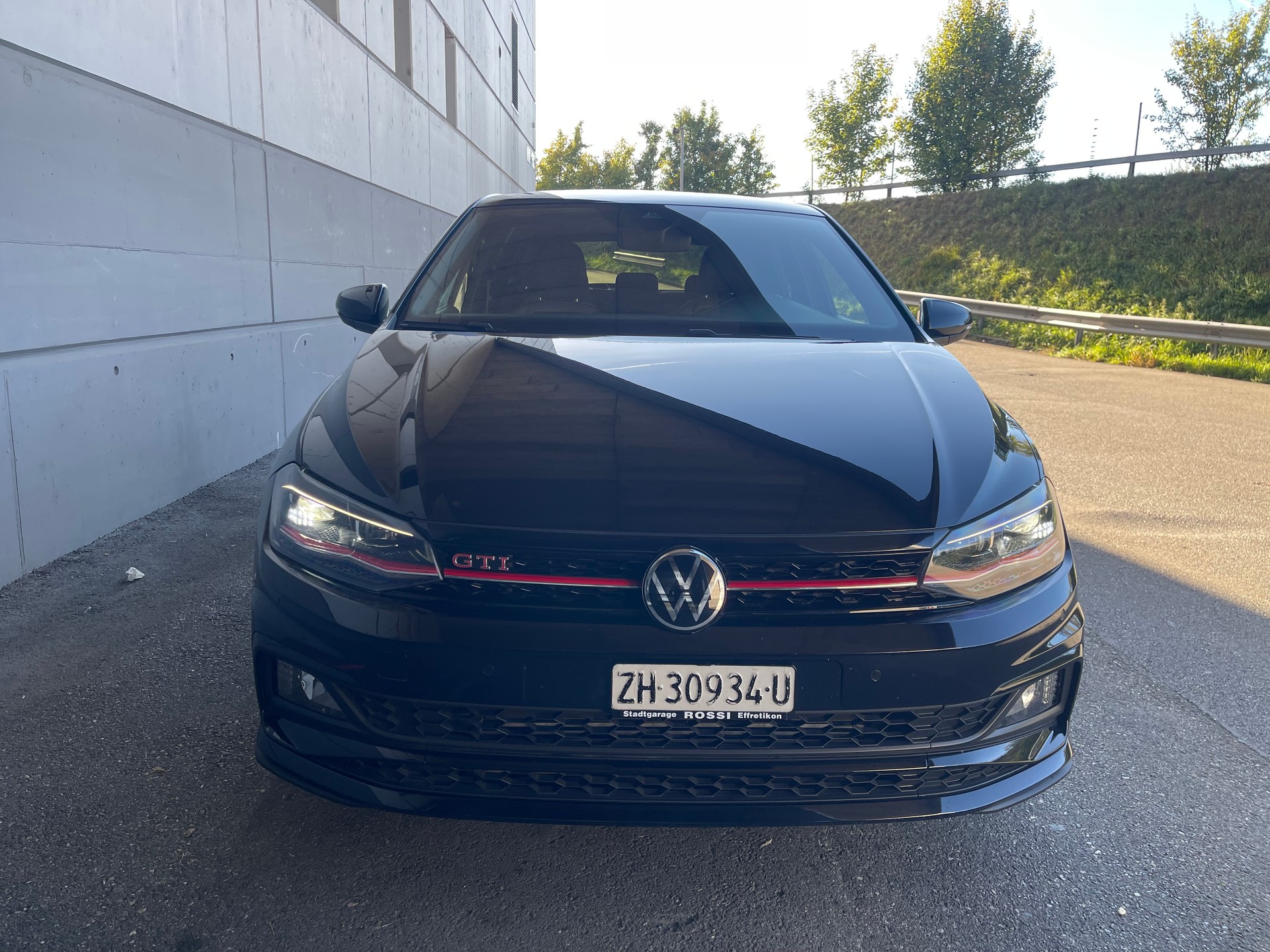 VW Polo 2.0 TSI GTI DSG-image-2