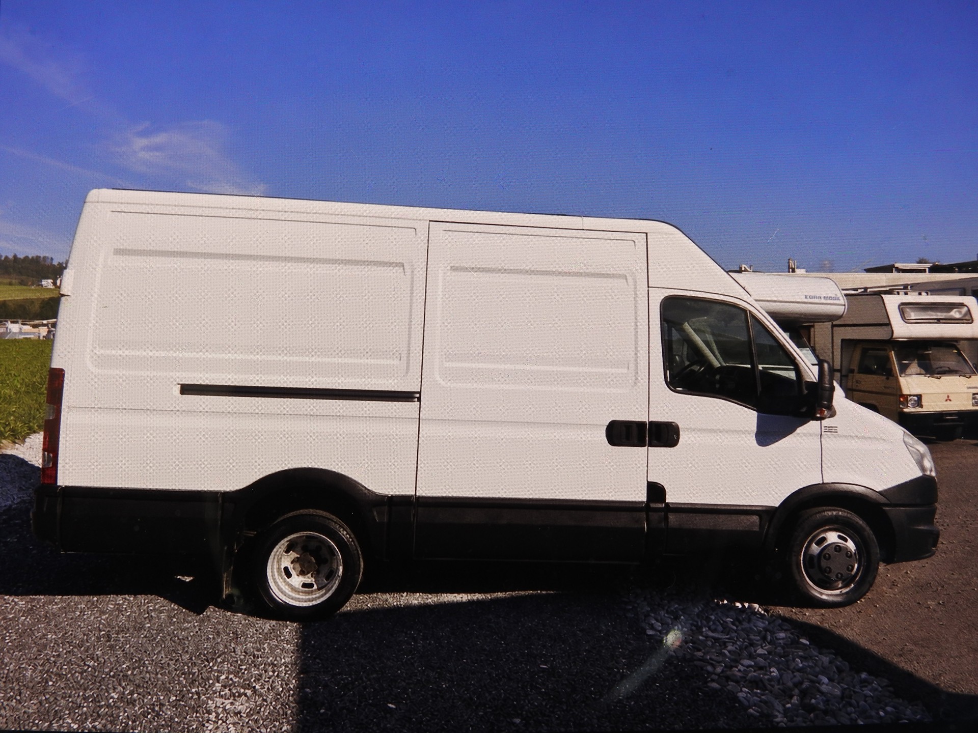 IVECO 35 C 15 V-image-6