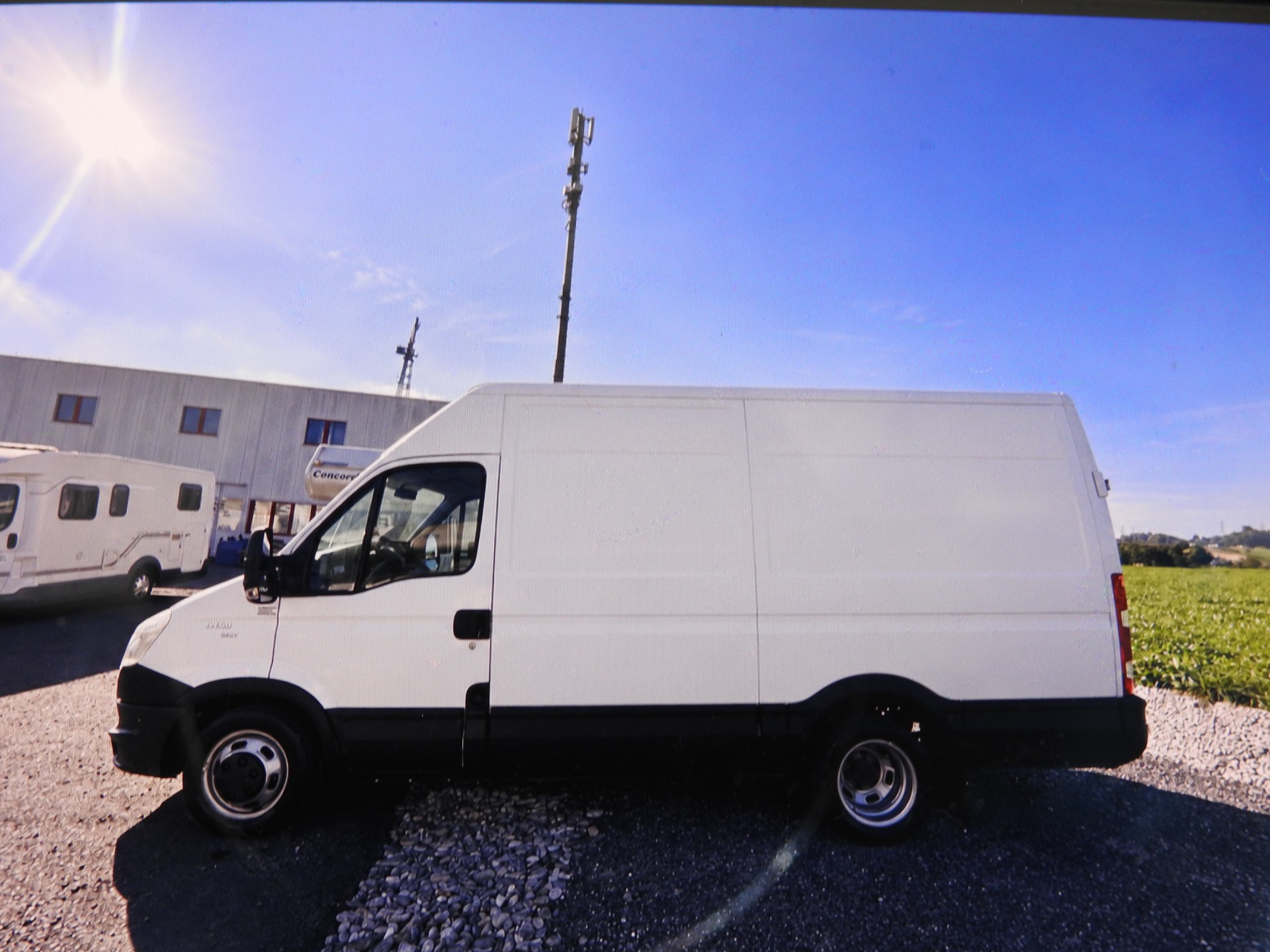 IVECO 35 C 15 V-image-2