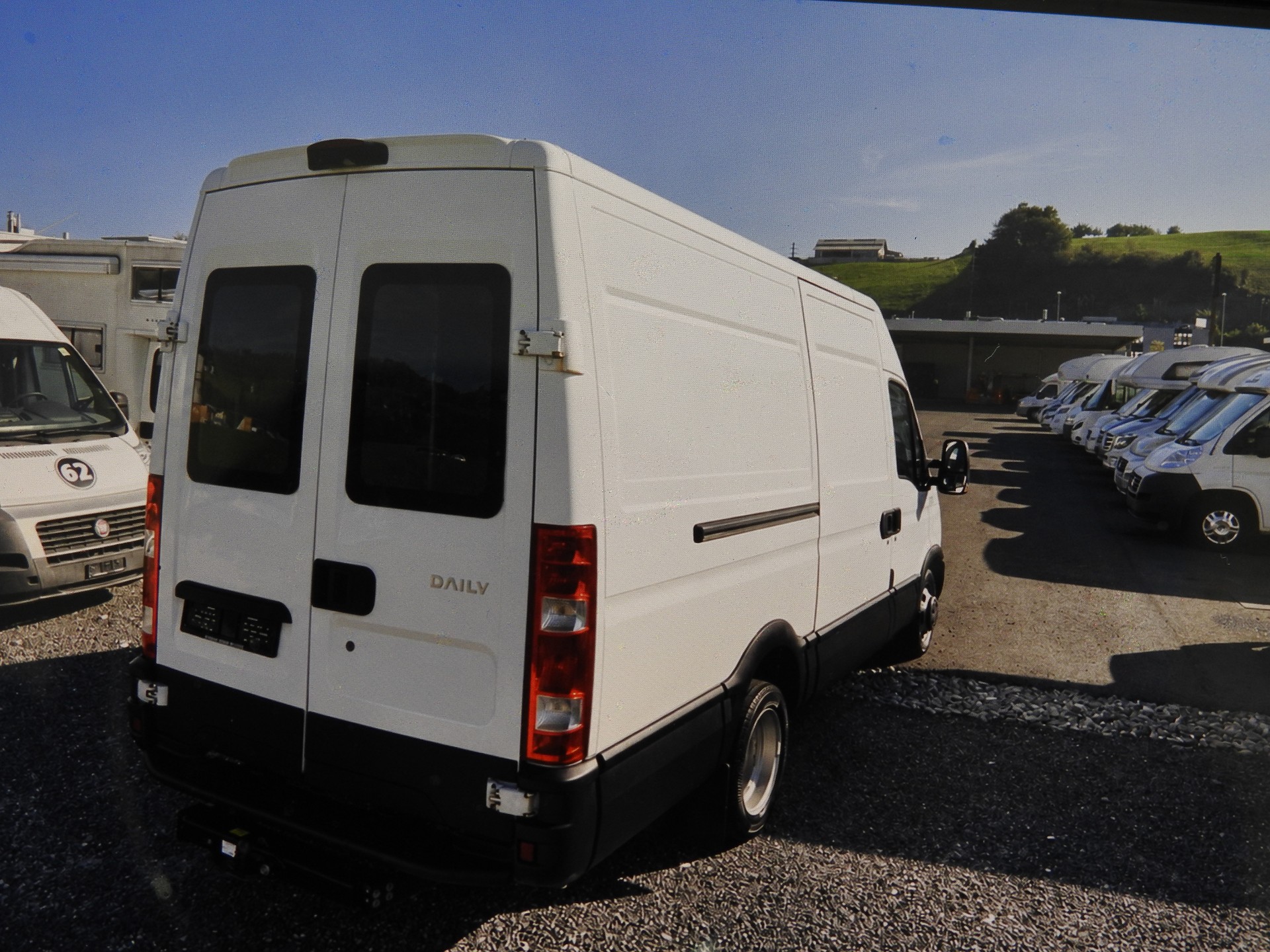 IVECO 35 C 15 V-image-5