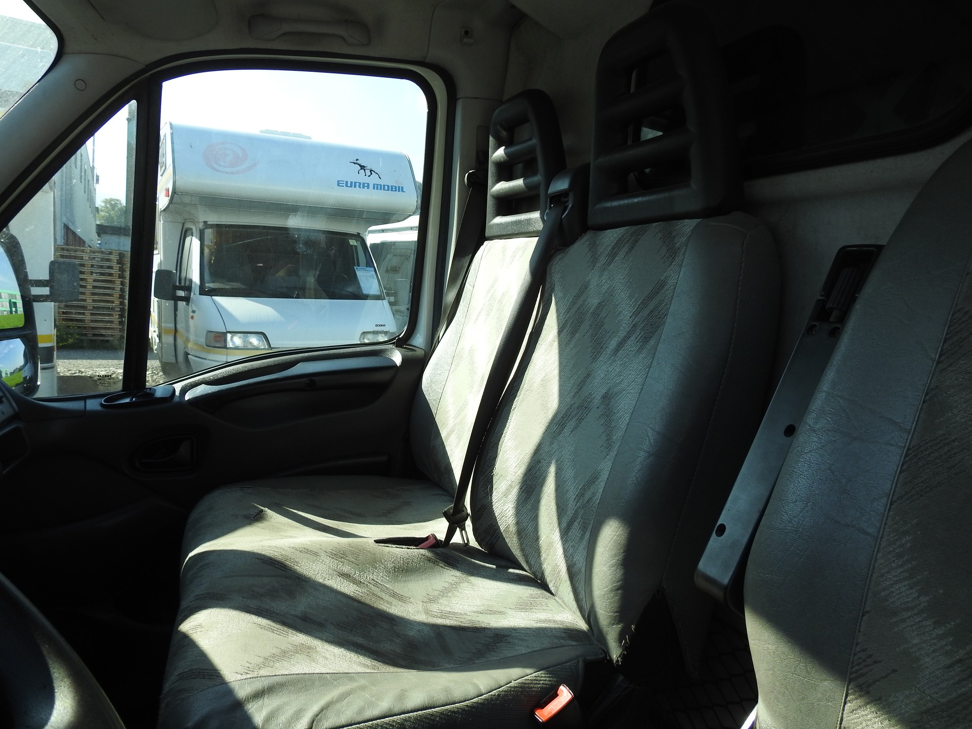 IVECO 35 C 15 V-image-16