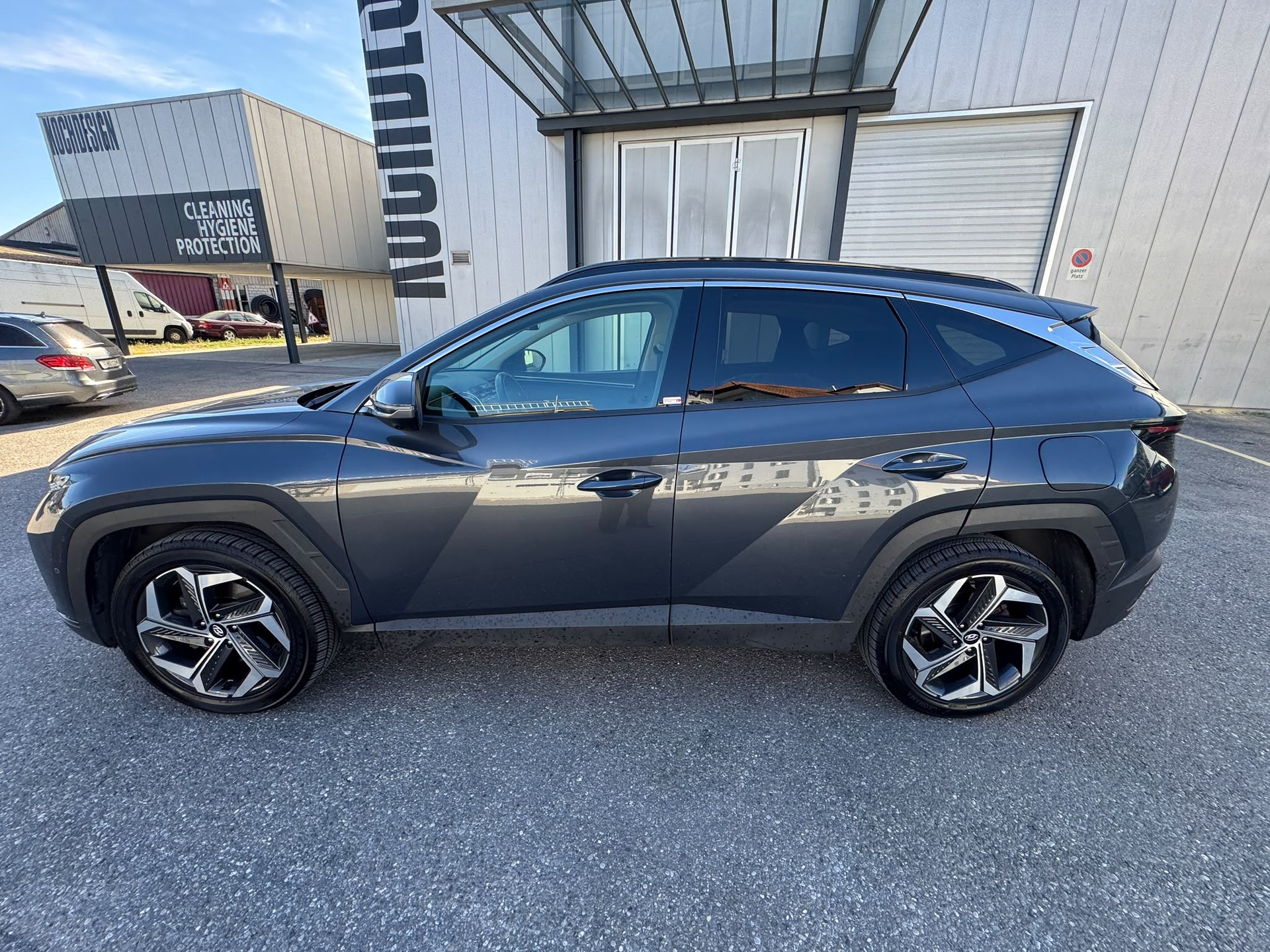 HYUNDAI Tucson 1.6 TGDI HEV Amplia 4WD-image-1
