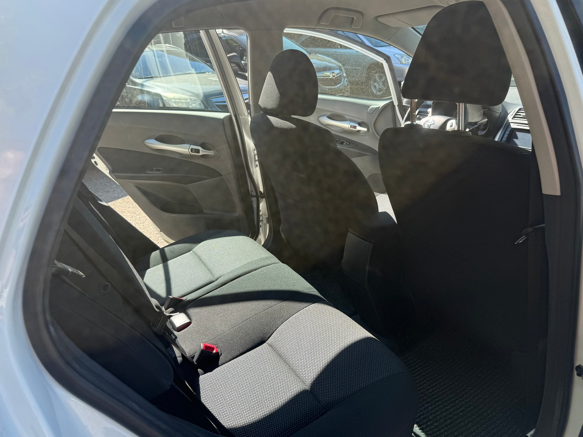 TOYOTA Auris 1.8 16V HSD Linea Sol-image-11