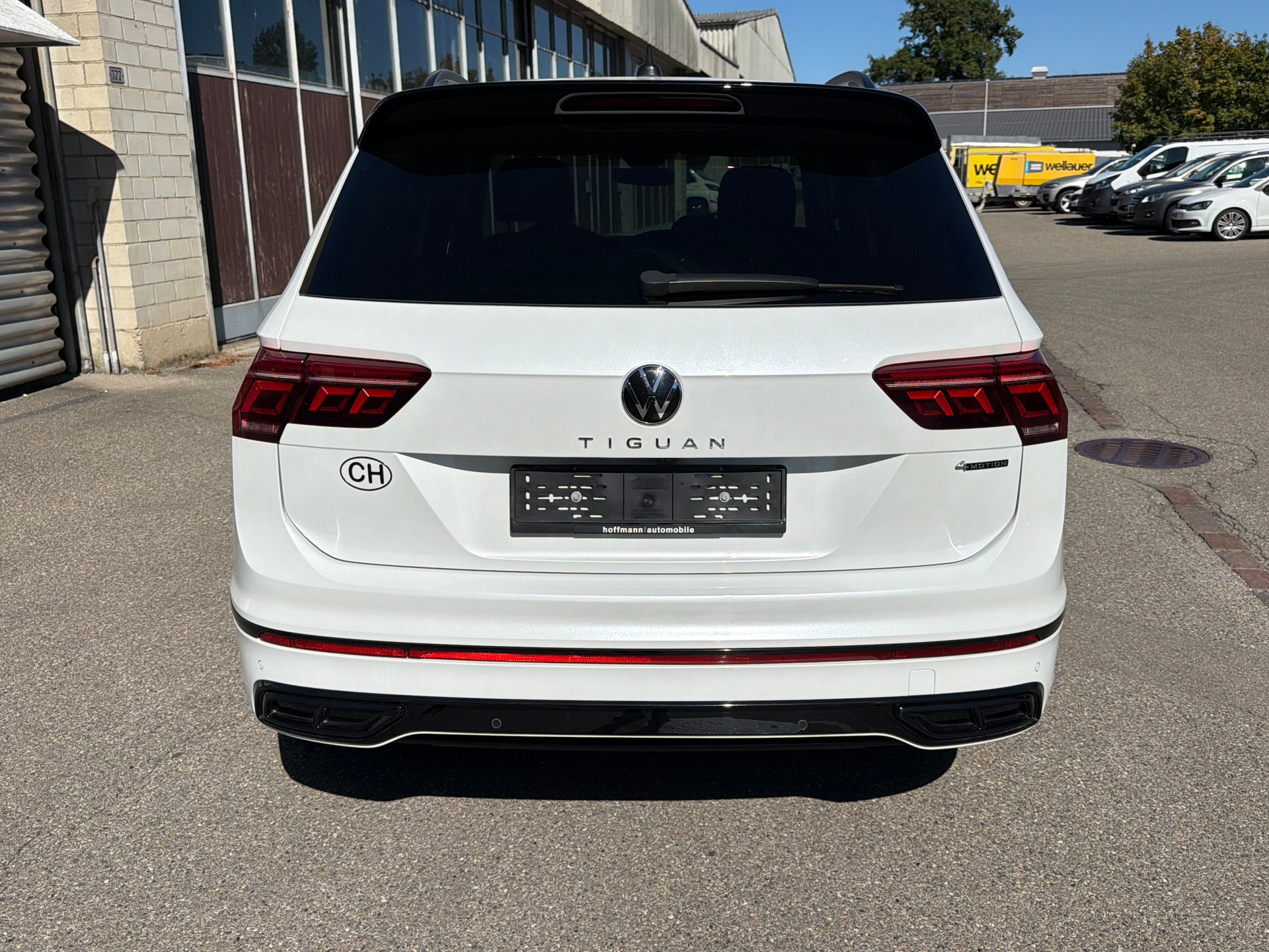 VW Tiguan 2.0 TDI SCR R-Line 4Motion DSG-image-6