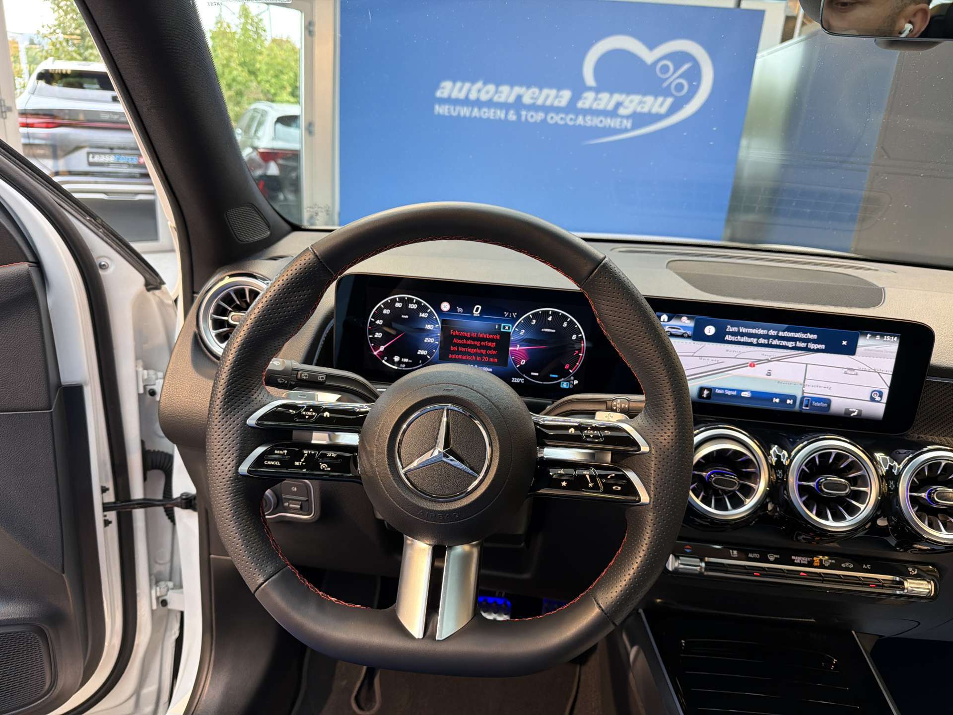 MERCEDES-BENZ GLB 250 4Matic AMG-Line G-Tronic Automat-image-15