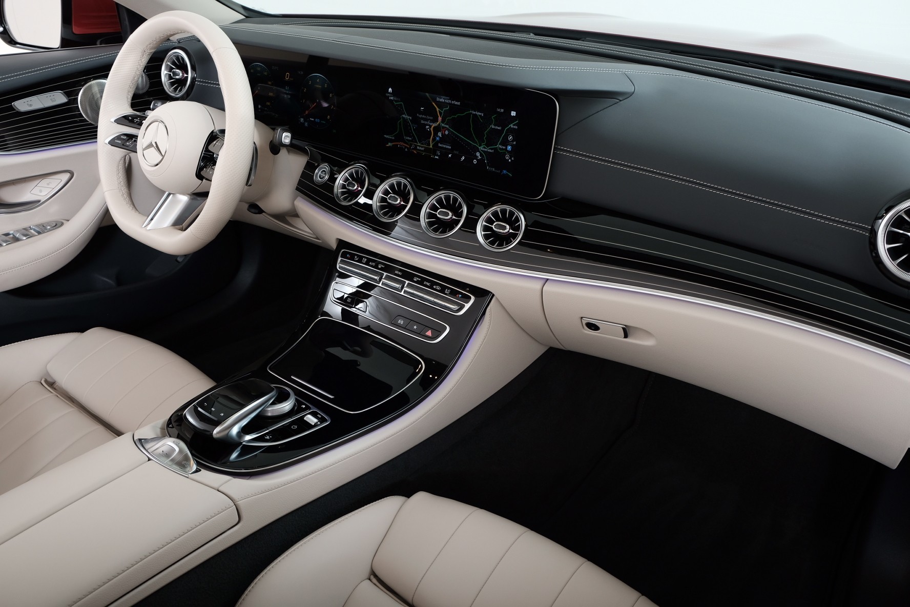 MERCEDES-BENZ E 450 AMG Line 4matic A238-image-8