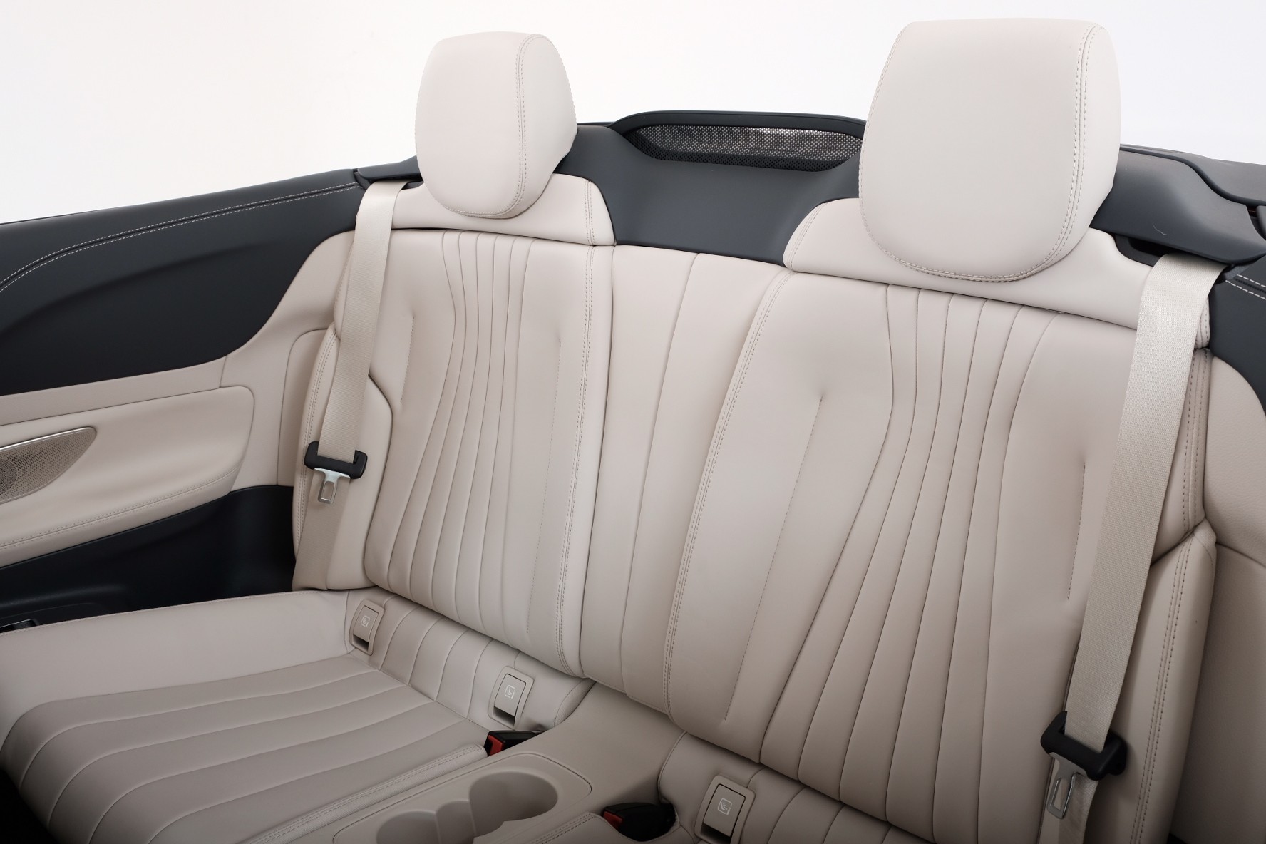 MERCEDES-BENZ E 450 AMG Line 4matic A238-image-14