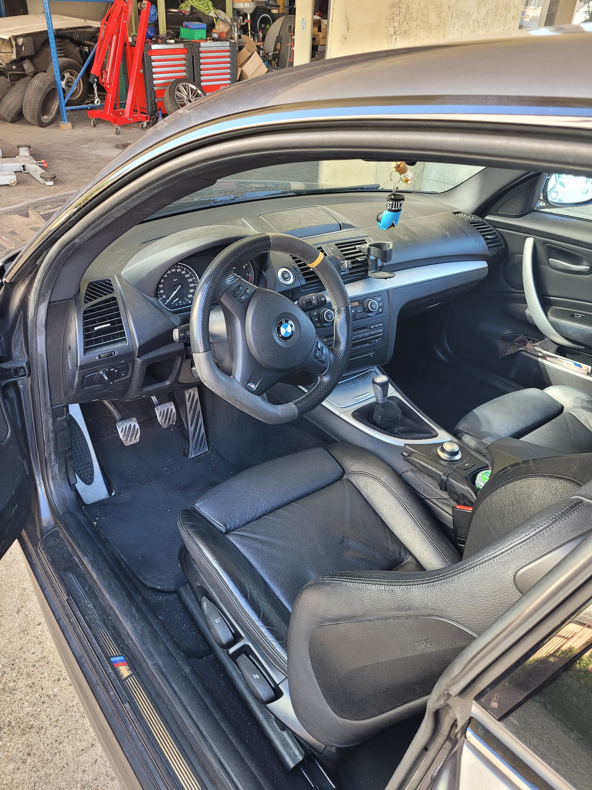 BMW 135i-image-3