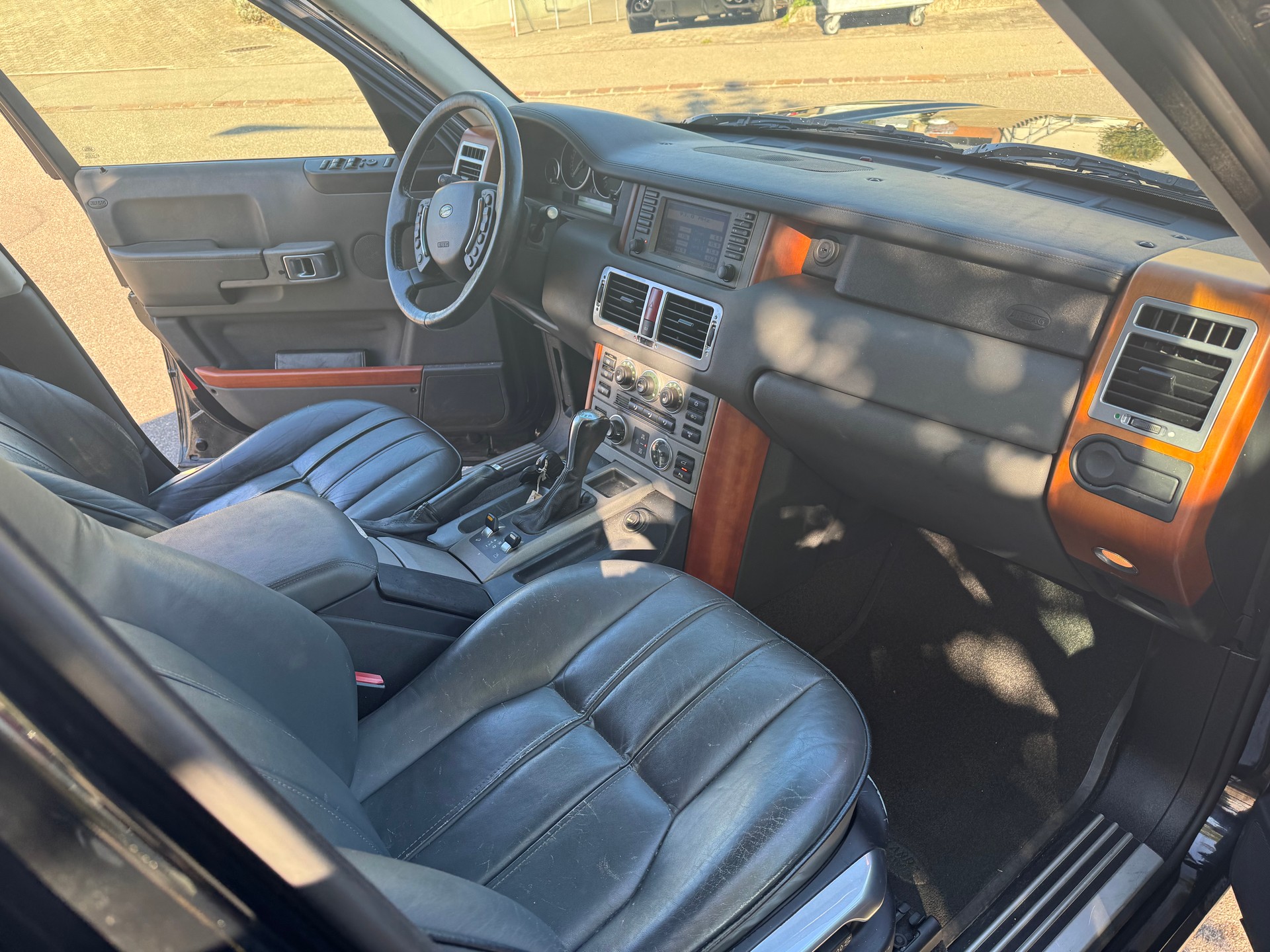 LAND ROVER Range Rover 4.4 V8 Vogue Automatic-image-7