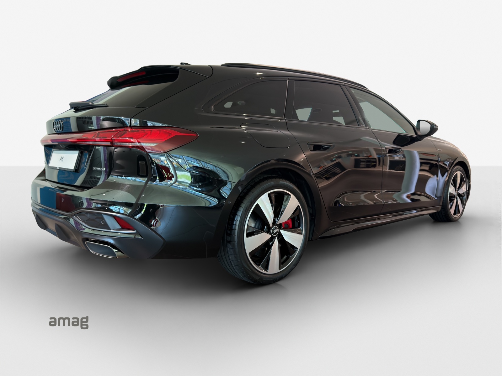 AUDI A5 Avant e-hybrid quattro 270 kW S tronic-image-3