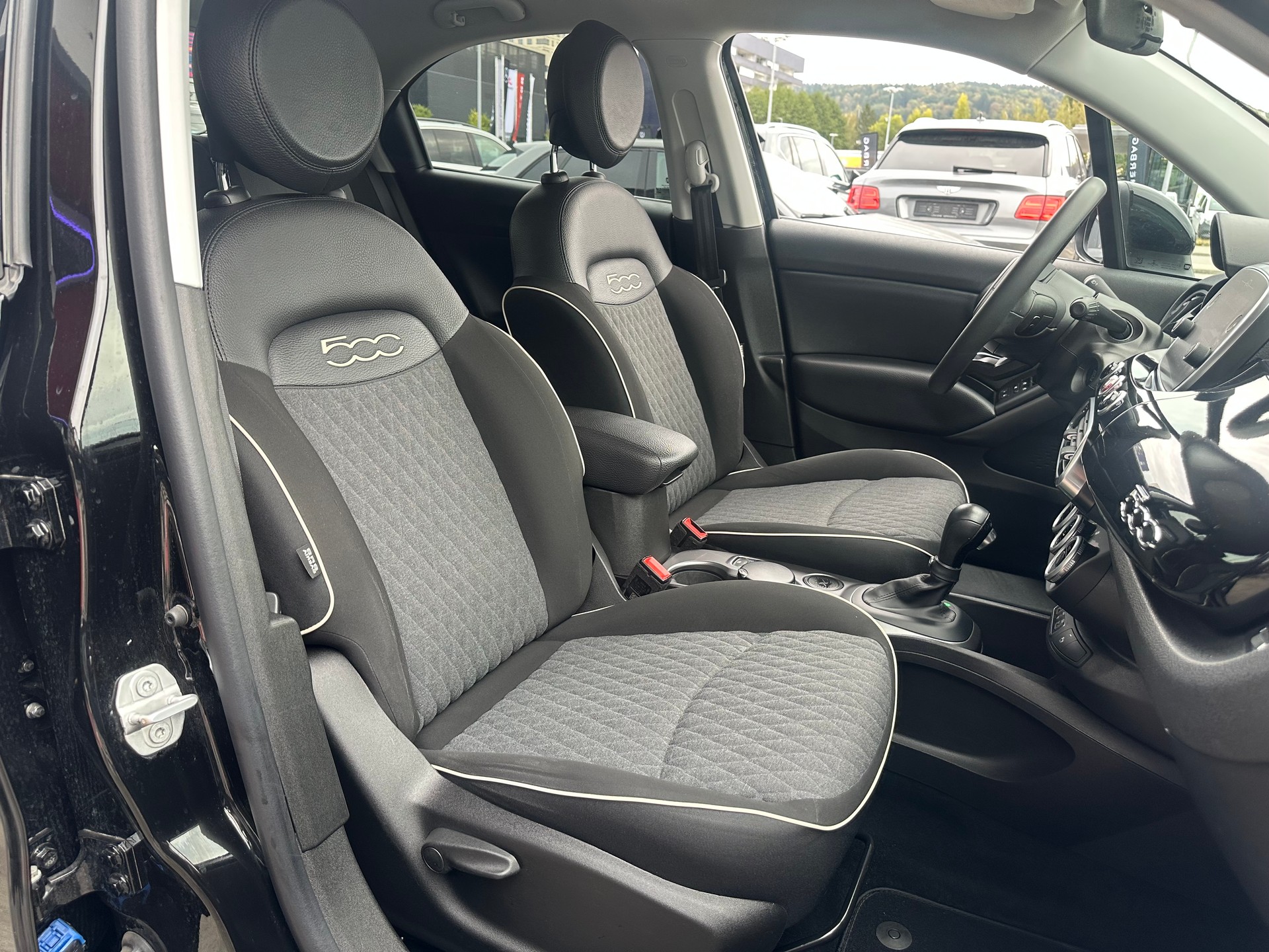 FIAT 500X 1.3 TBGSE City Cross-image-10