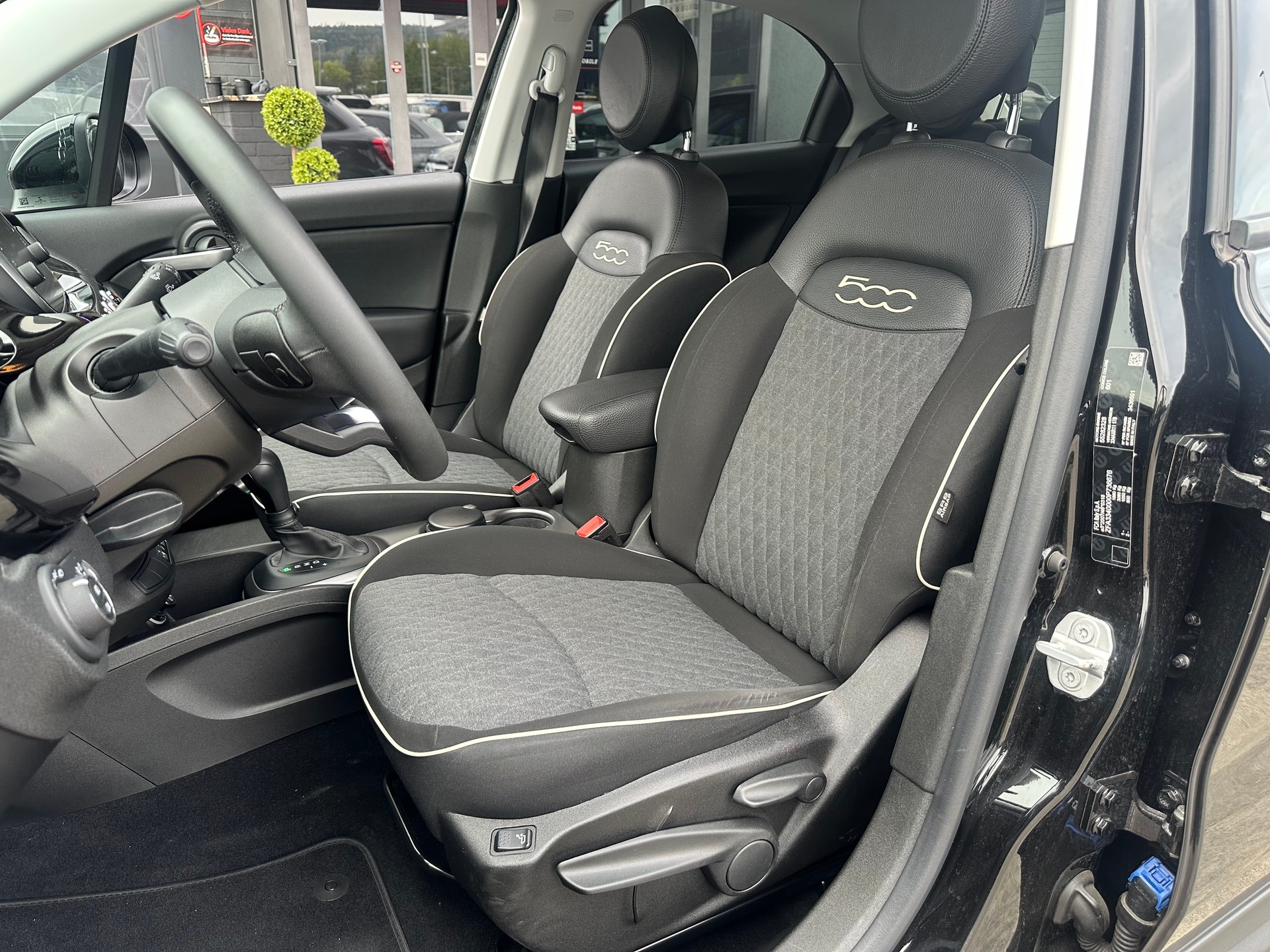 FIAT 500X 1.3 TBGSE City Cross-image-12