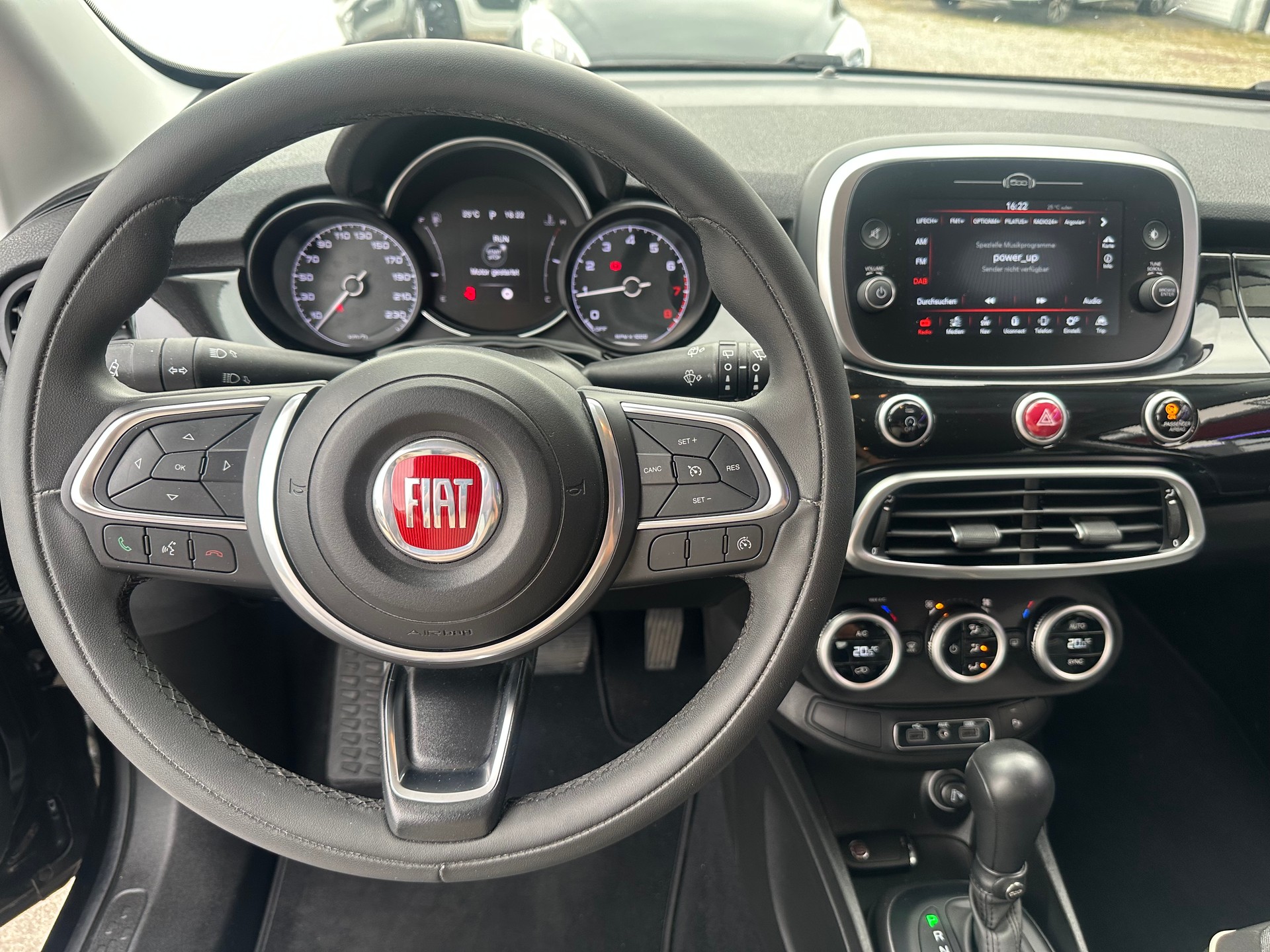FIAT 500X 1.3 TBGSE City Cross-image-7