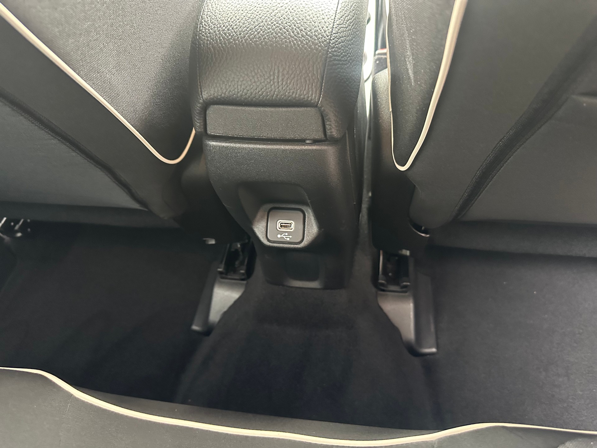 FIAT 500X 1.3 TBGSE City Cross-image-19