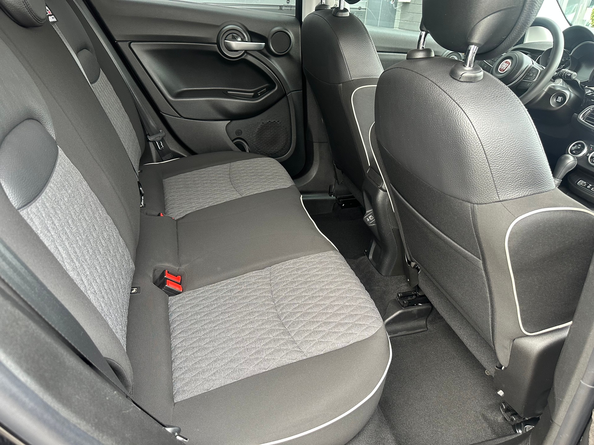 FIAT 500X 1.3 TBGSE City Cross-image-16
