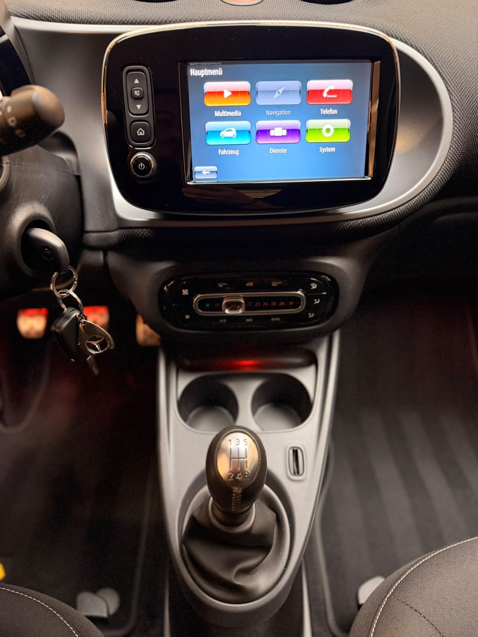 SMART Fortwo Coupé 0.9 citypassion-image-14