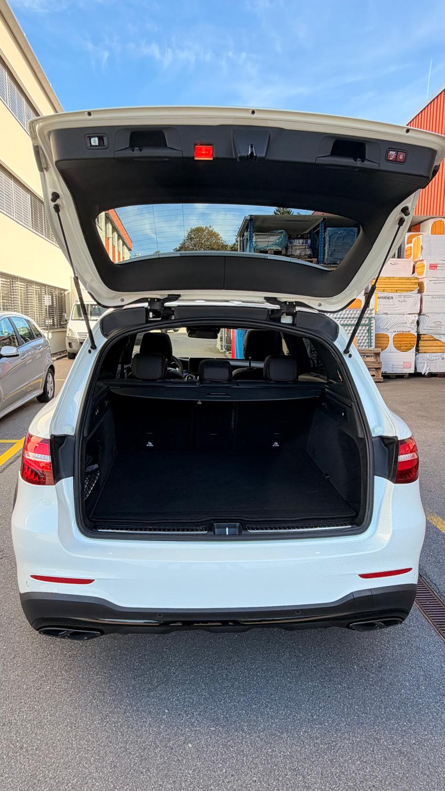 MERCEDES-BENZ GLC 43 AMG 4Matic 9G-Tronic-image-17