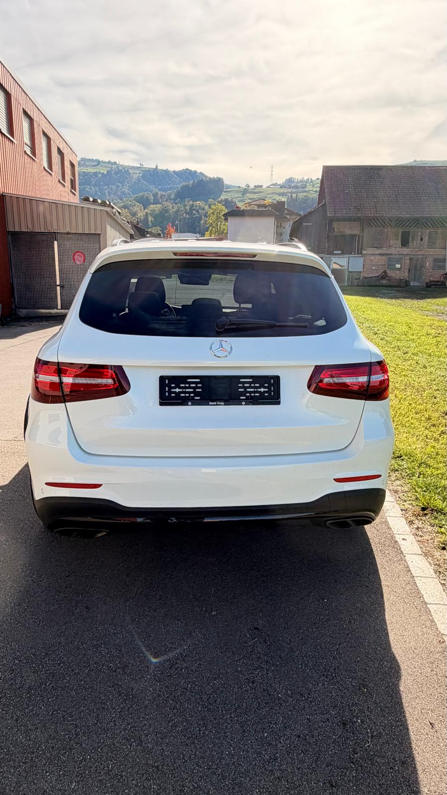 MERCEDES-BENZ GLC 43 AMG 4Matic 9G-Tronic-image-5