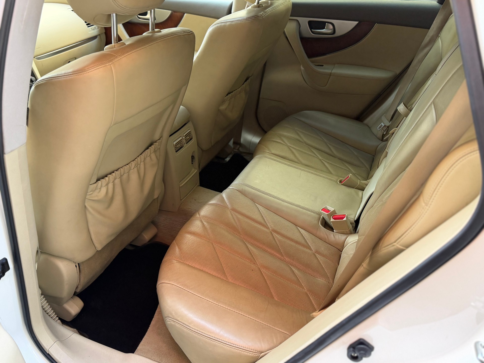 INFINITI FX30d GT Premium AWD Automatic-image-11