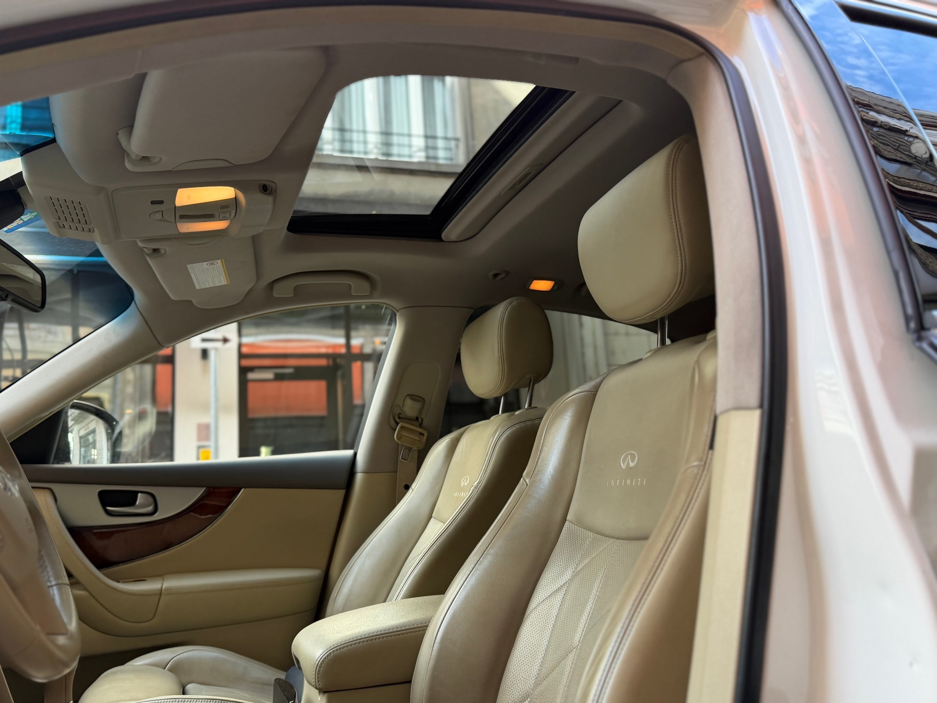 INFINITI FX30d GT Premium AWD Automatic-image-6