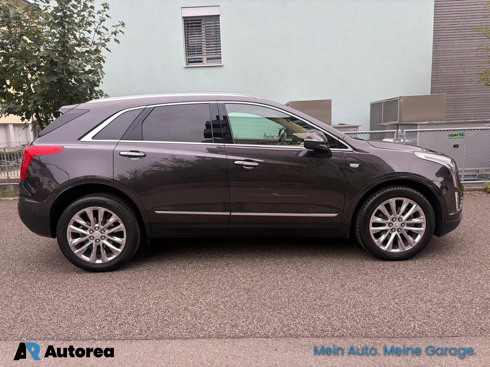 CADILLAC XT5 Crossover 3.6 Luxury Automatic-showroom-element-2