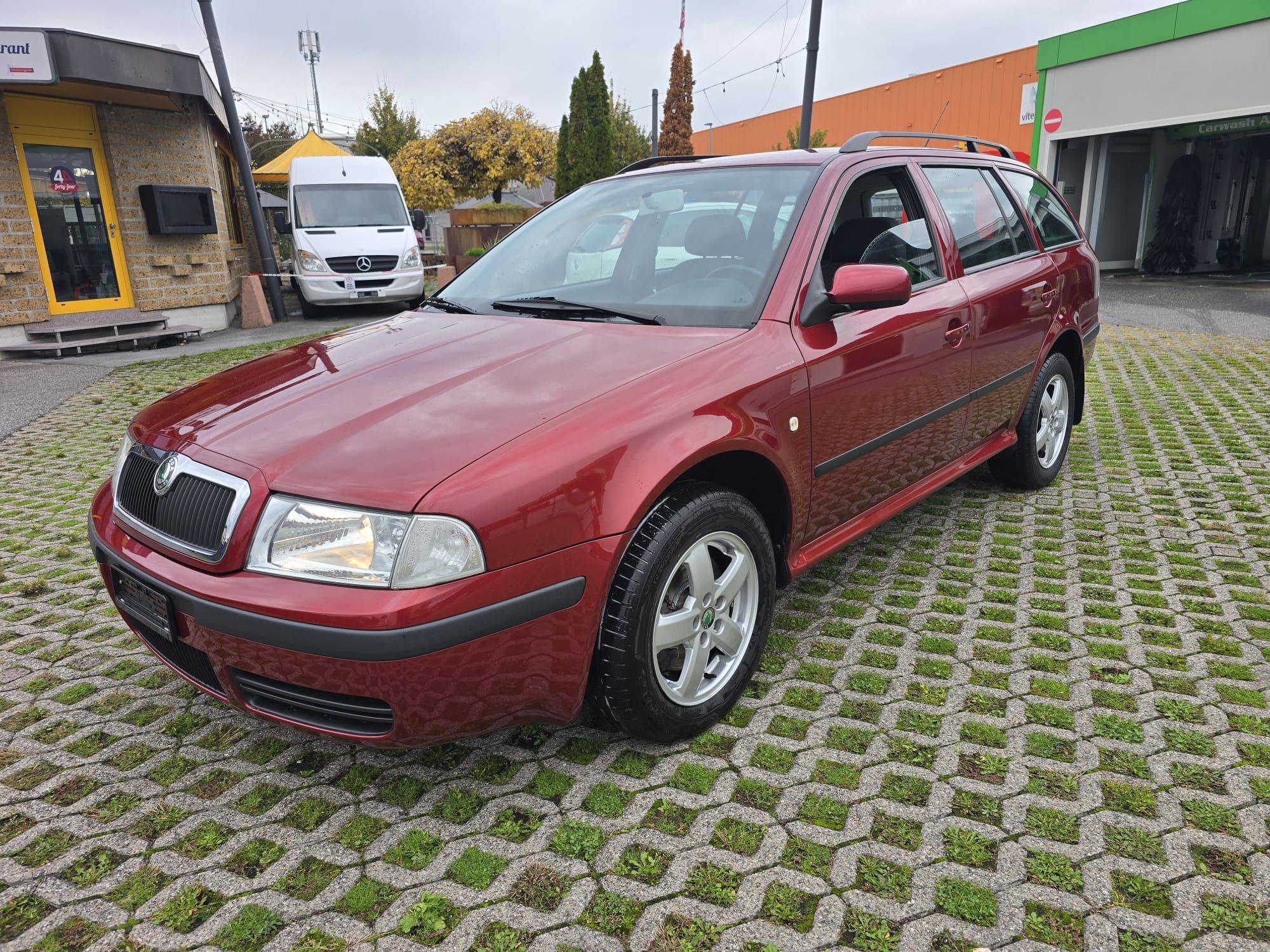 Car photo
