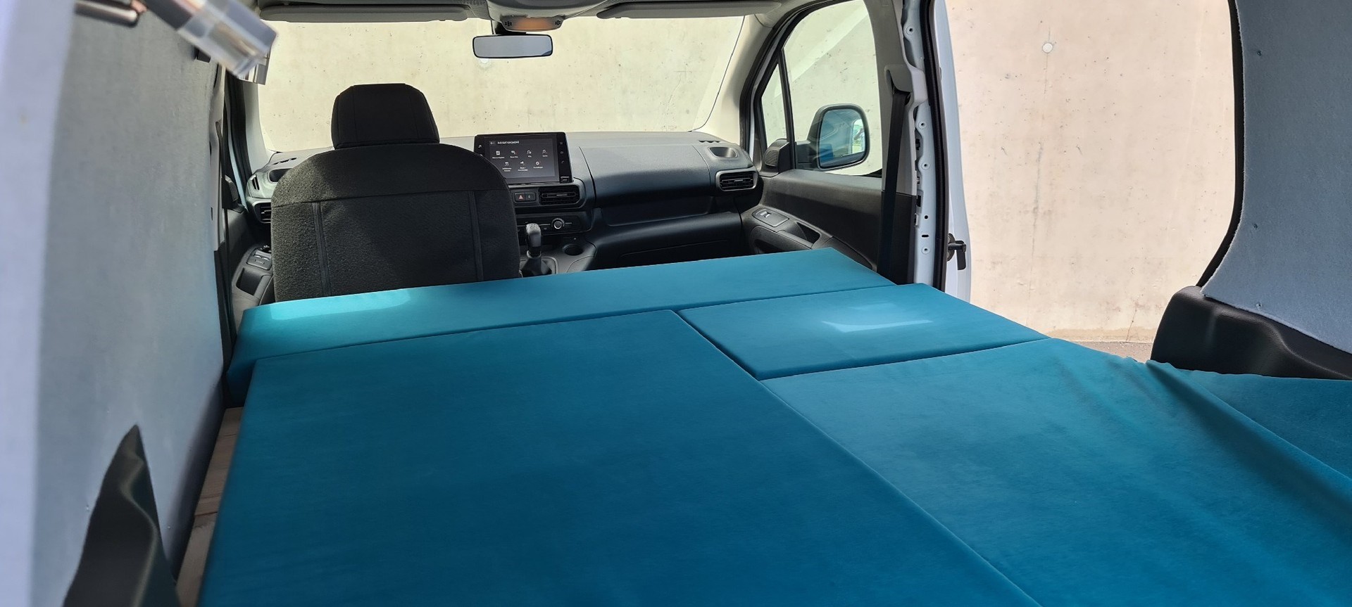 OPEL Combo CamperVAN-image-9