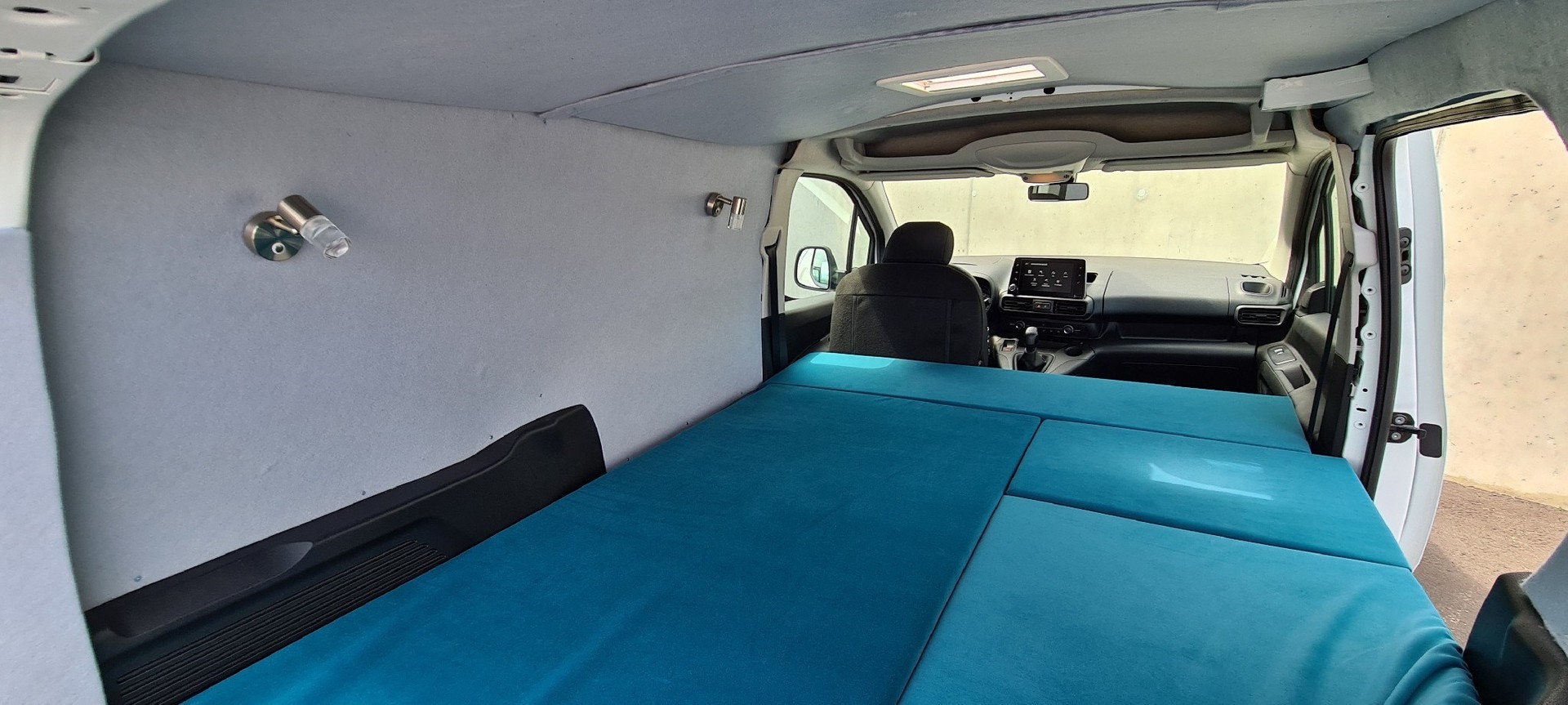 OPEL Combo CamperVAN-image-10