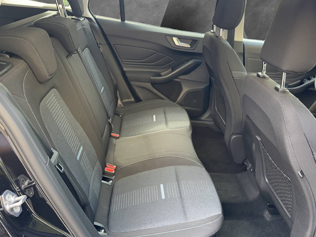 FORD Focus Station Wagon 1.0i EcoB Hybrid 155 Active Style-image-13