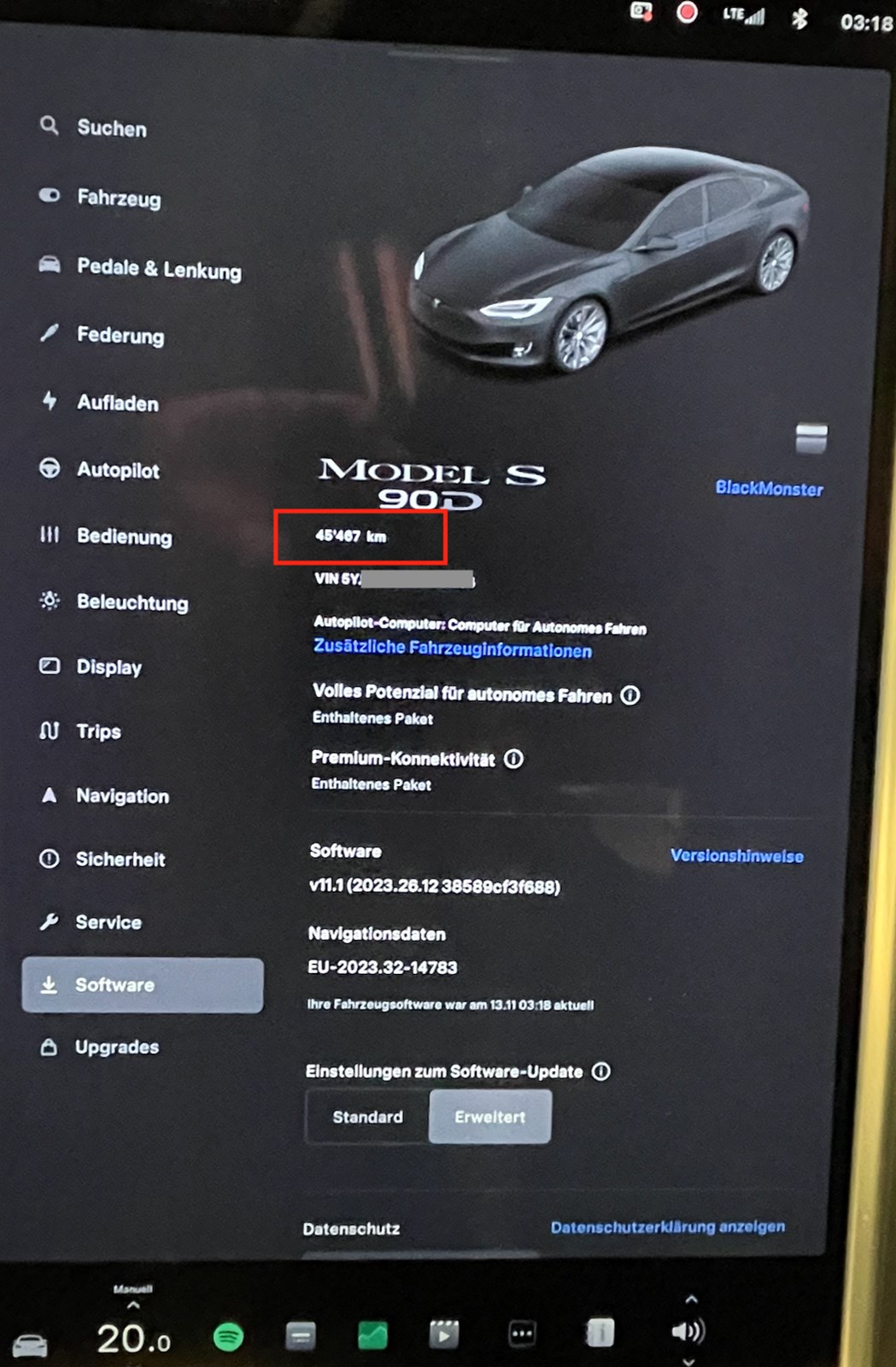 TESLA Model S 90 D-image-7