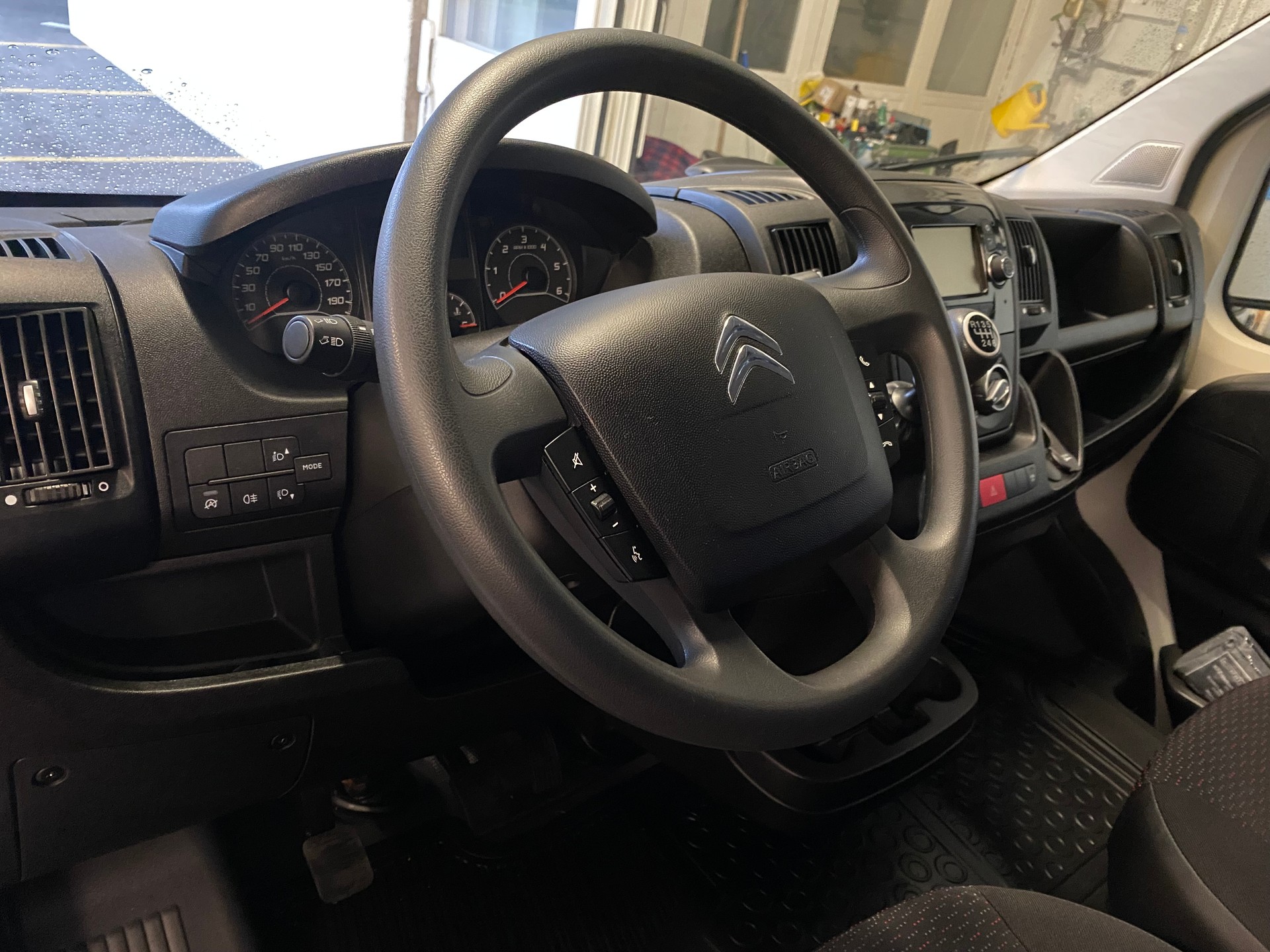 CITROEN Jumper 30 2.2 BlueHDi 120 Control L2H1-image-8