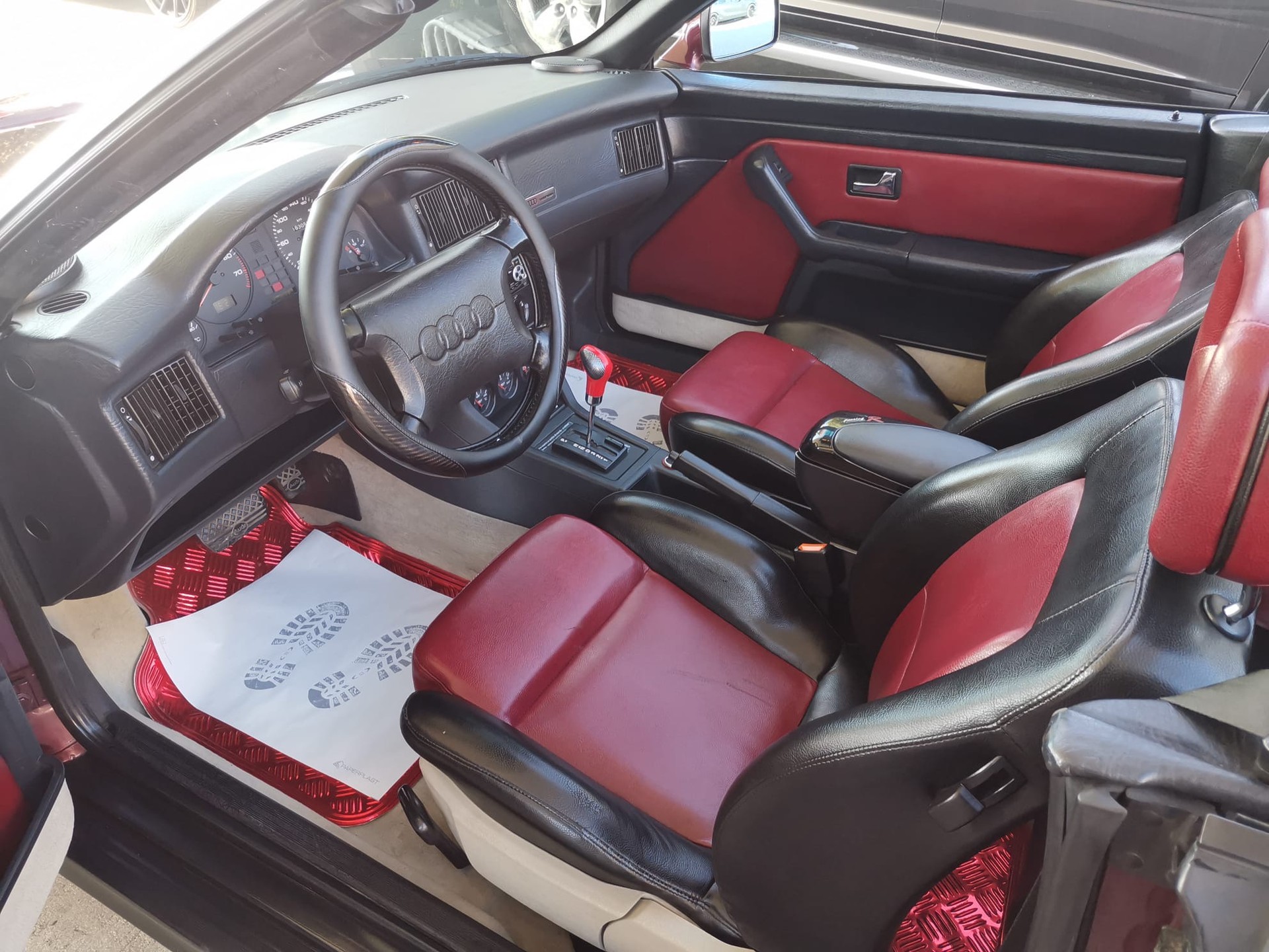 AUDI Cabriolet 2.6 E-image-11
