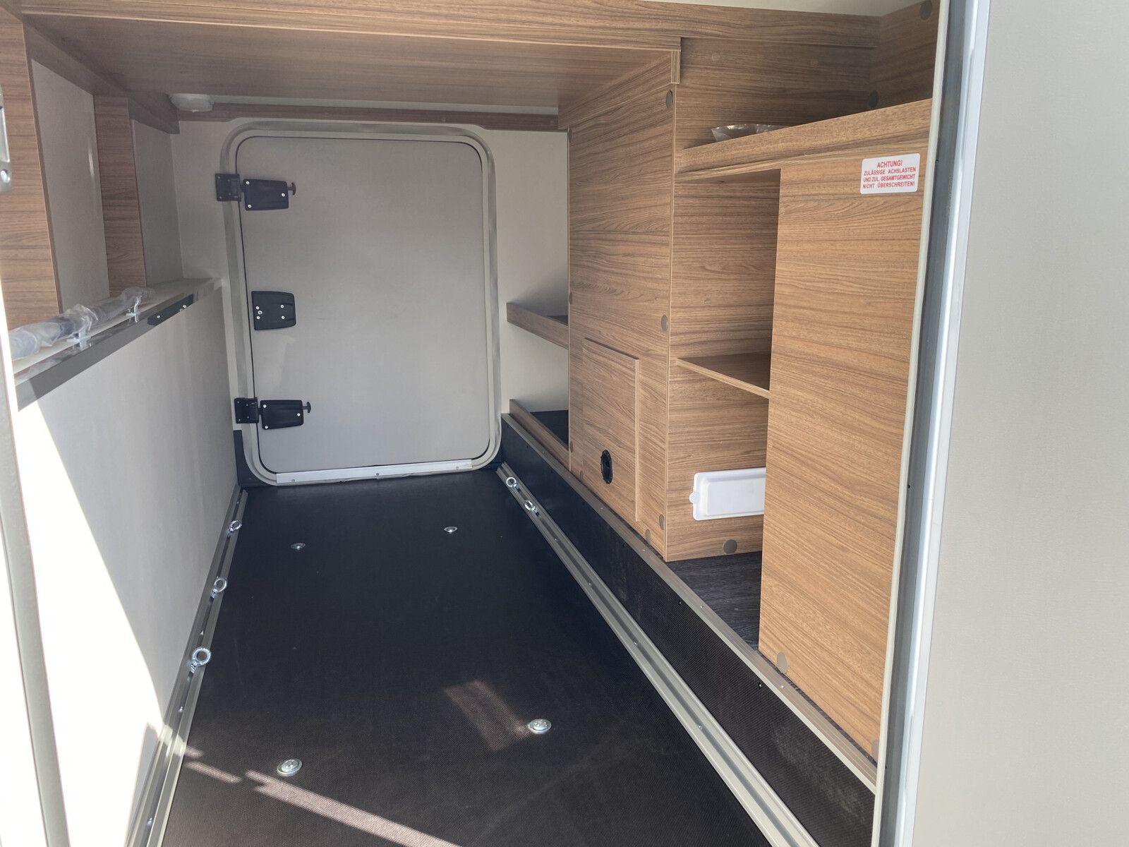 KNAUS Live I 700 MEG-image-14