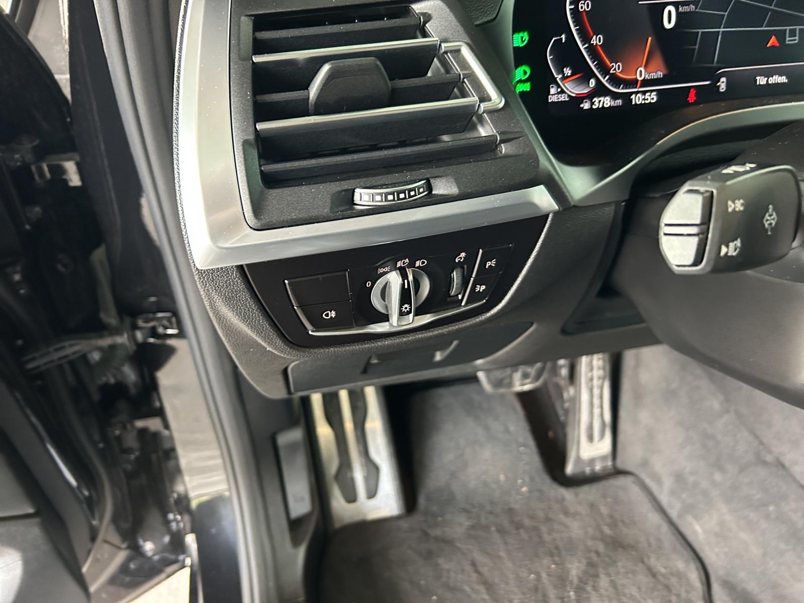 BMW X4 20d xDrive-image-15