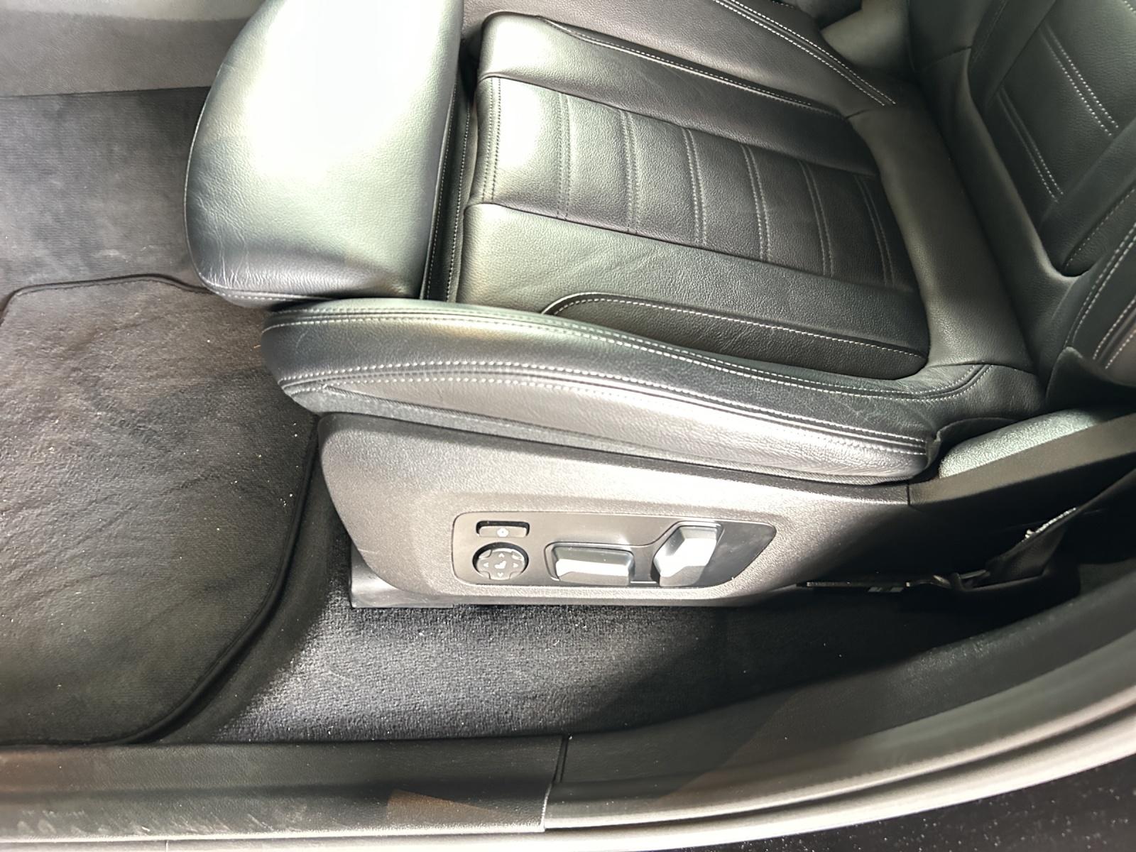 BMW X4 20d xDrive-image-12
