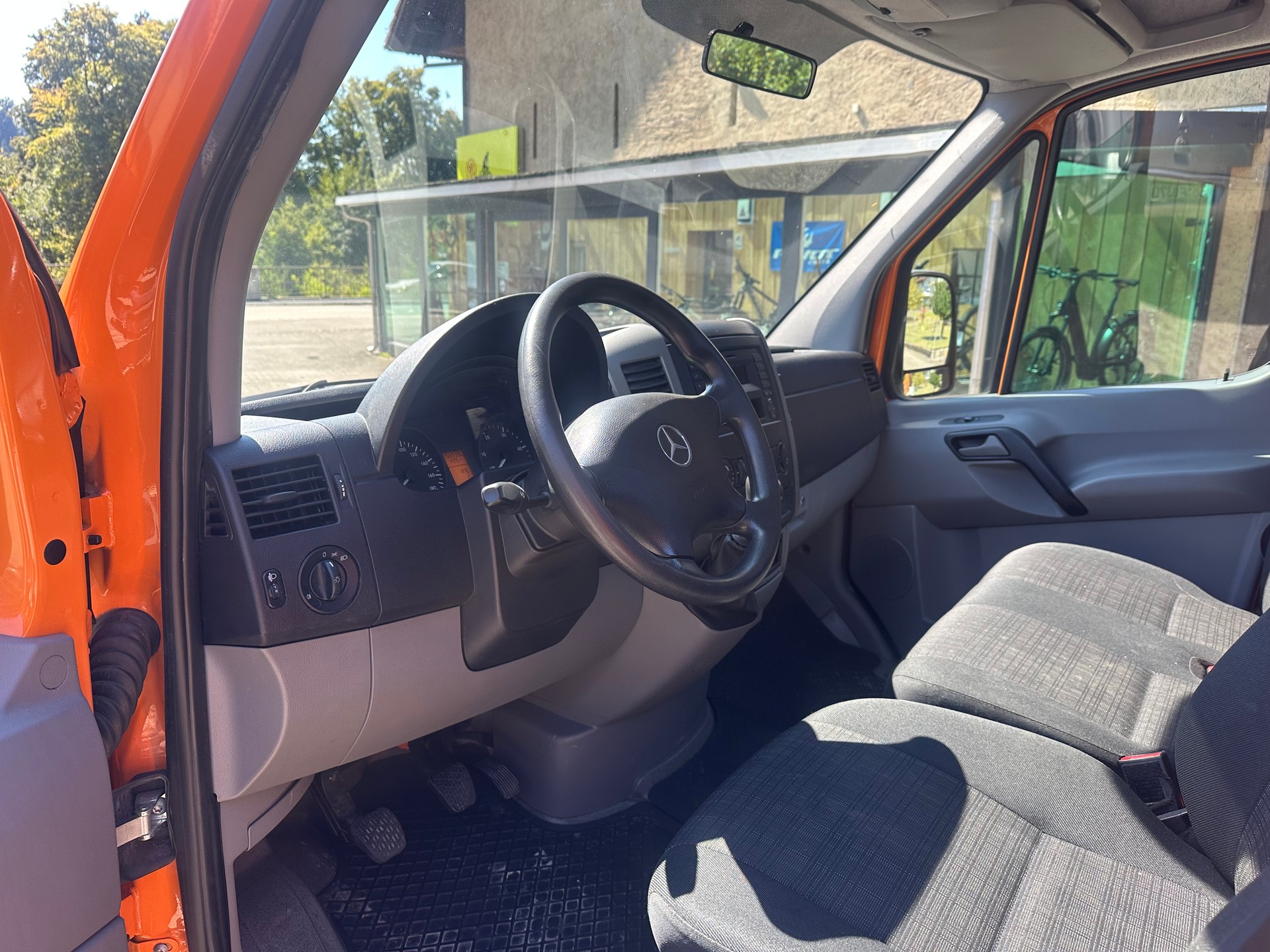 MERCEDES-BENZ Sprinter 314 CDI Standard-image-6