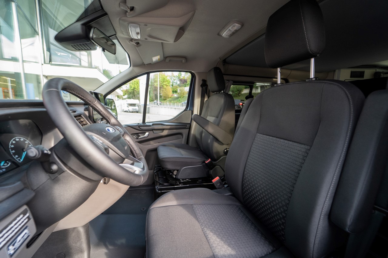 FORD Transit C Nugget 340 L2 2.0 TDCi 150 Plus Aufstelldach-image-7