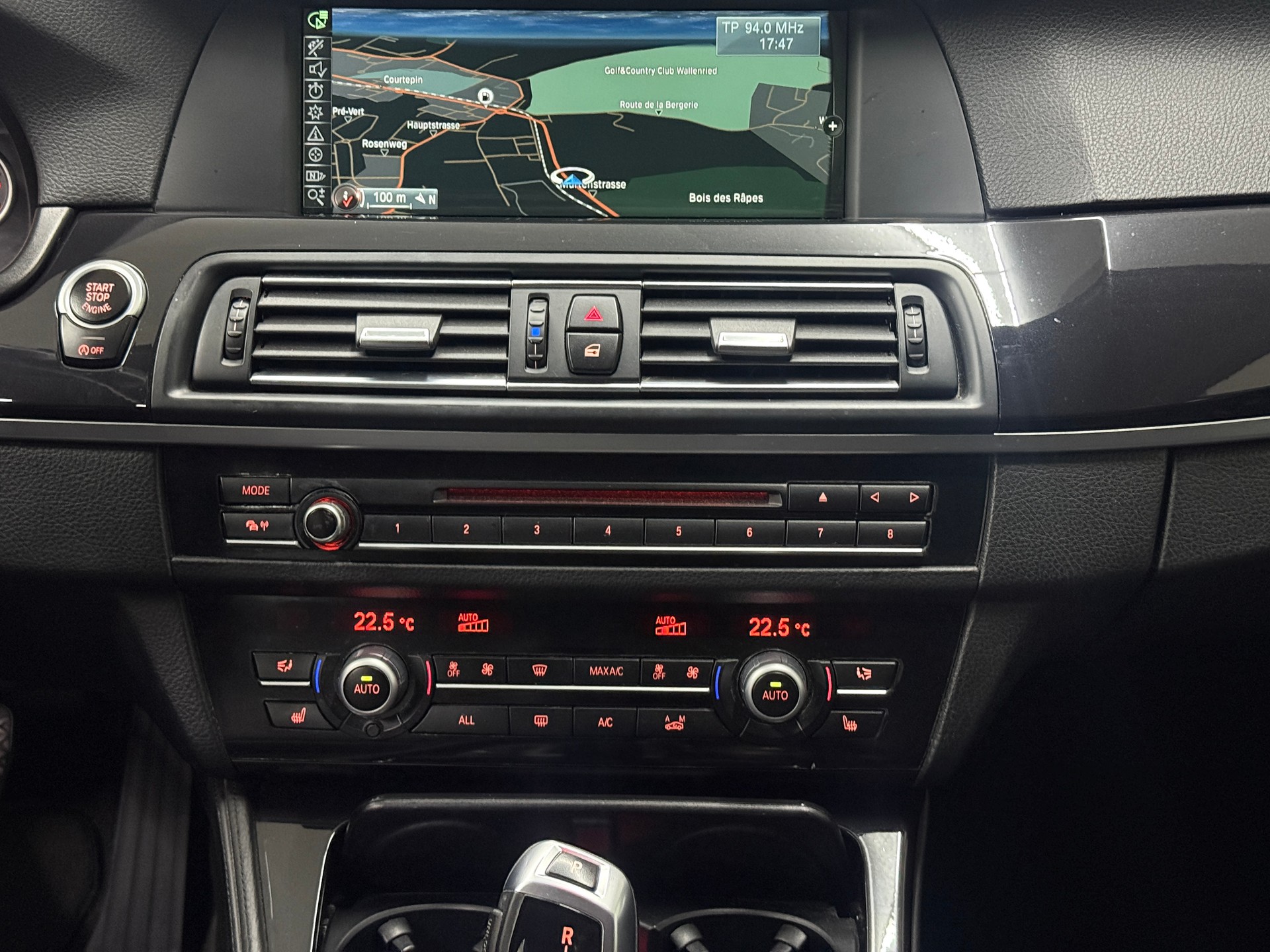 BMW 520d Touring Steptronic-image-11