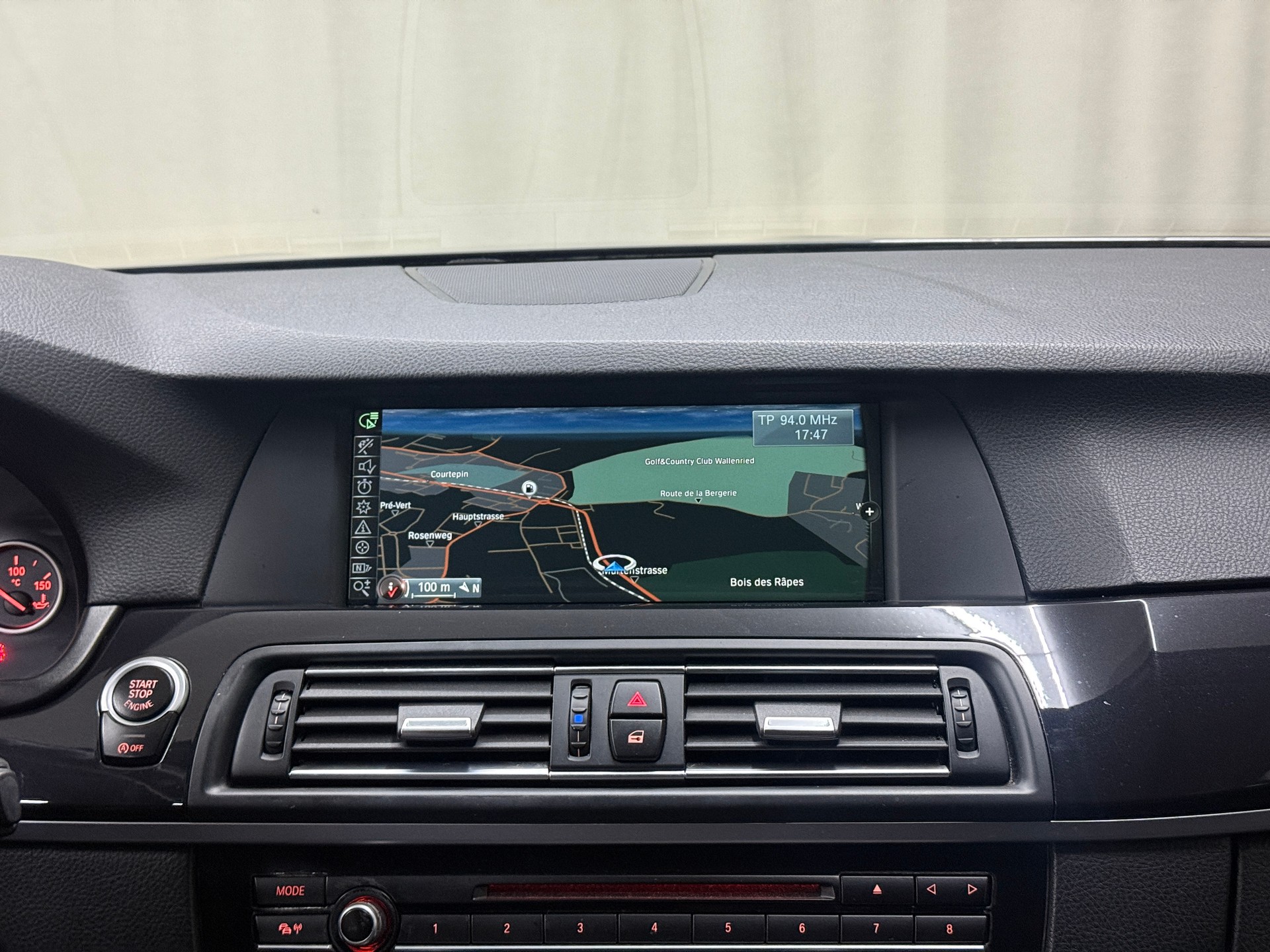 BMW 520d Touring Steptronic-image-10